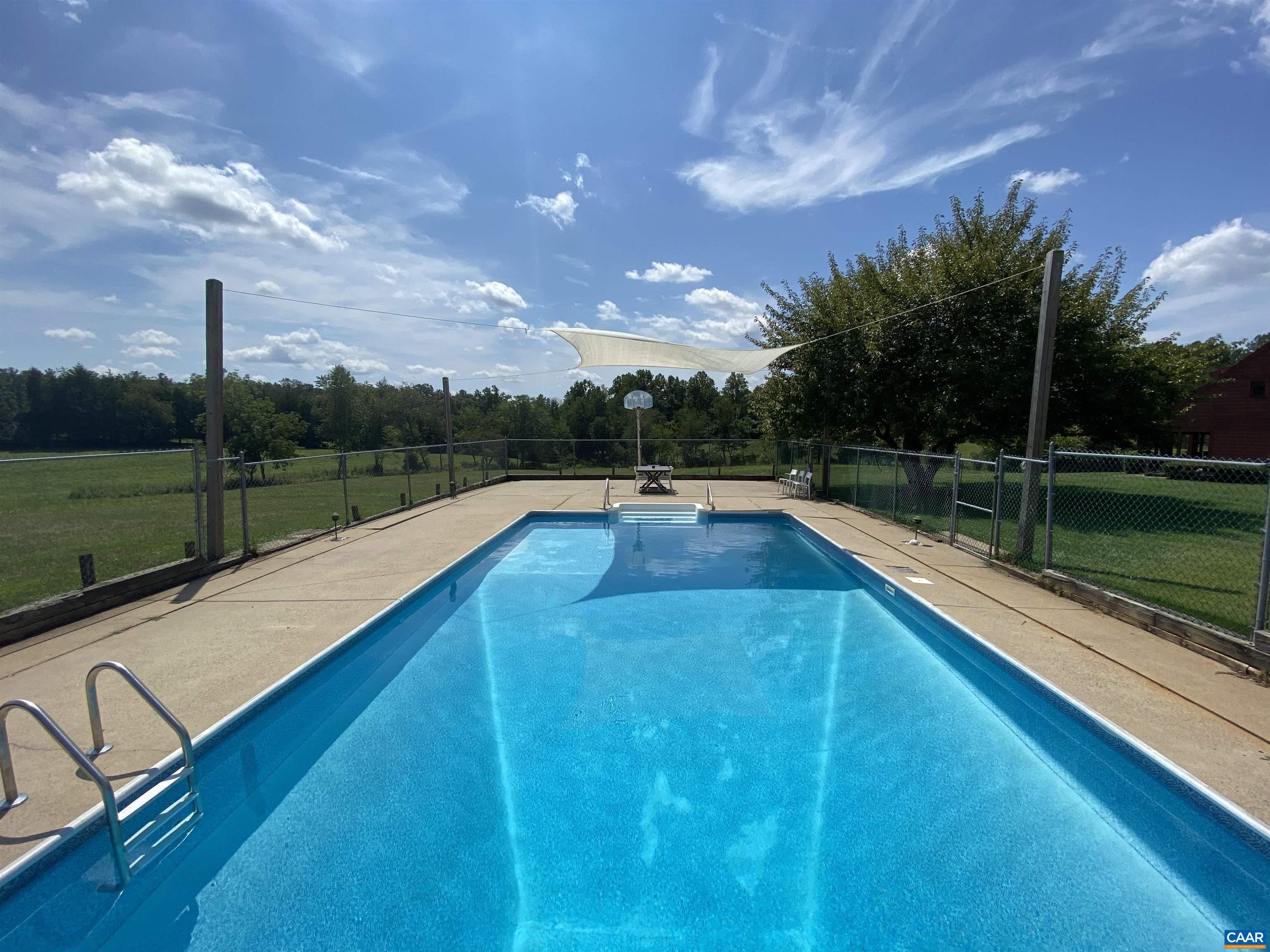 2527 RIDGE RD