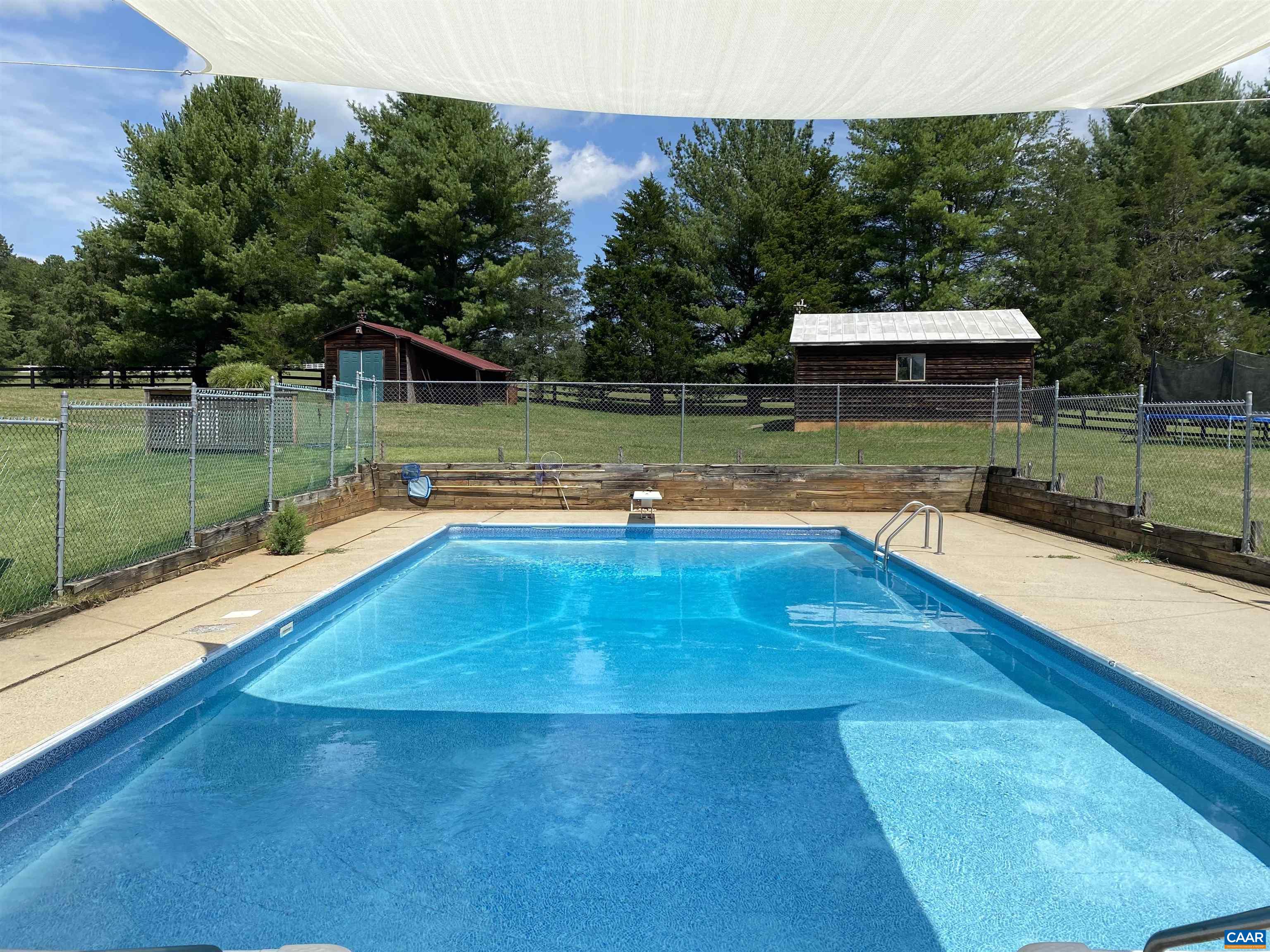 2527 RIDGE RD