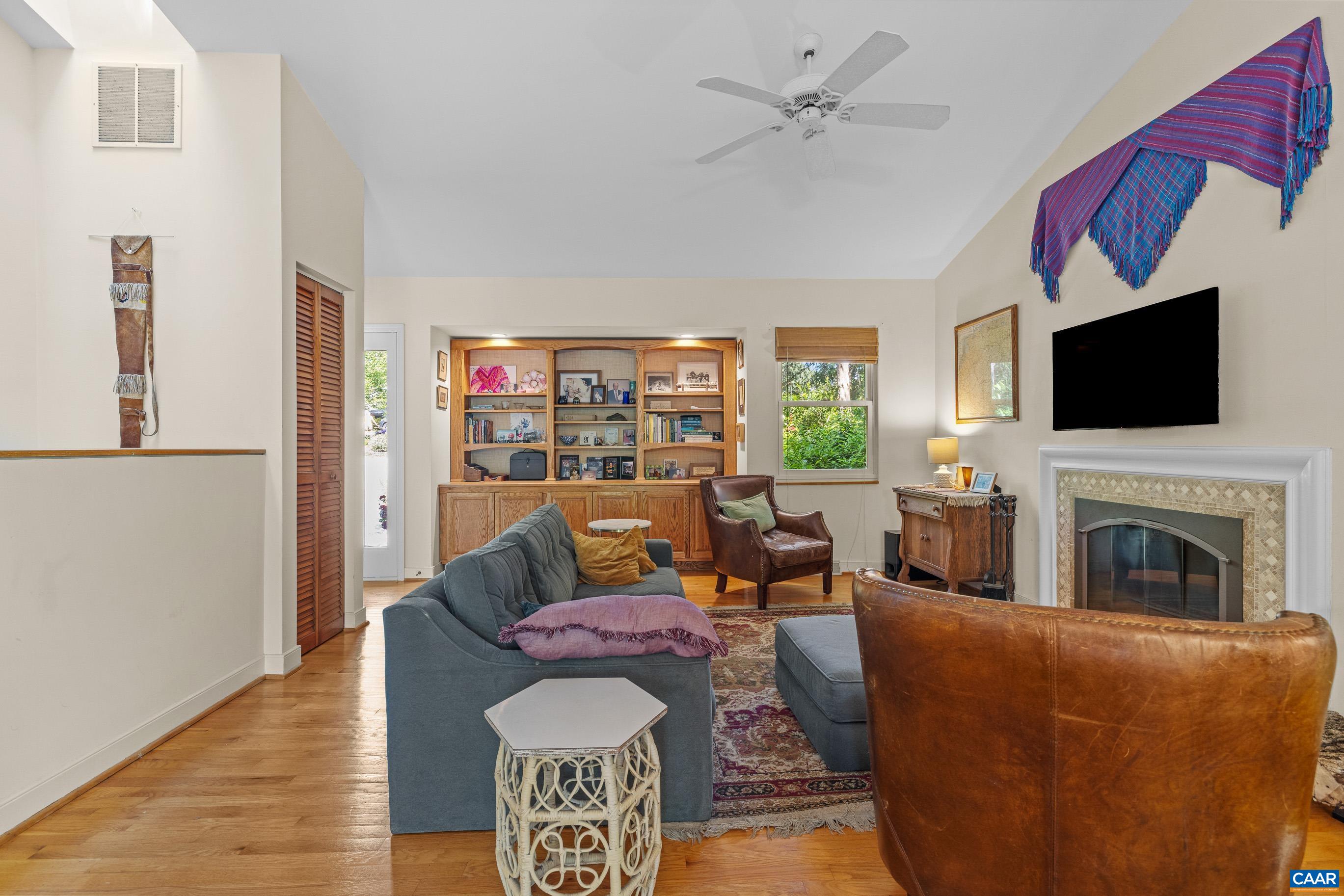 213 TURKEY RIDGE RD