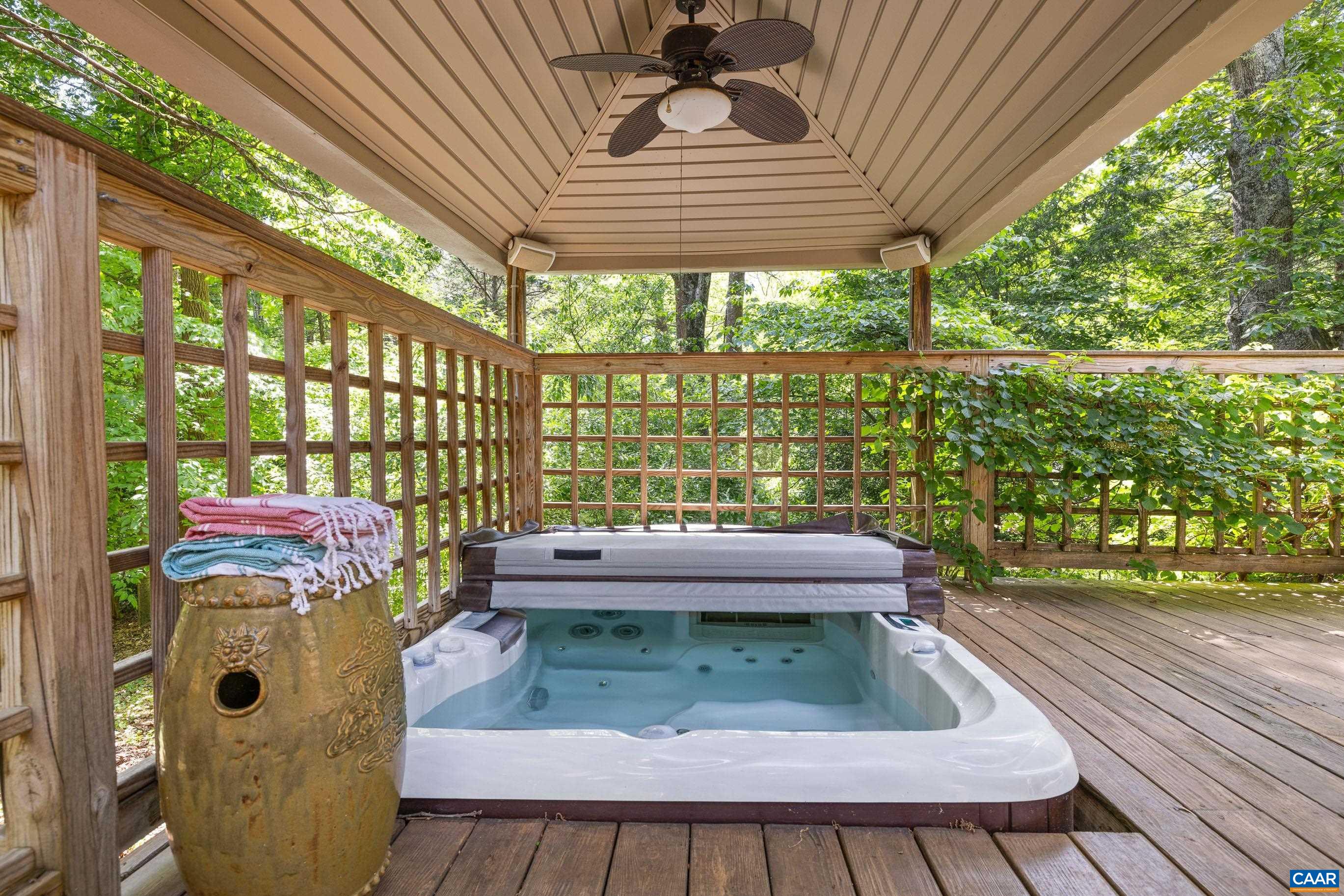 213 TURKEY RIDGE RD