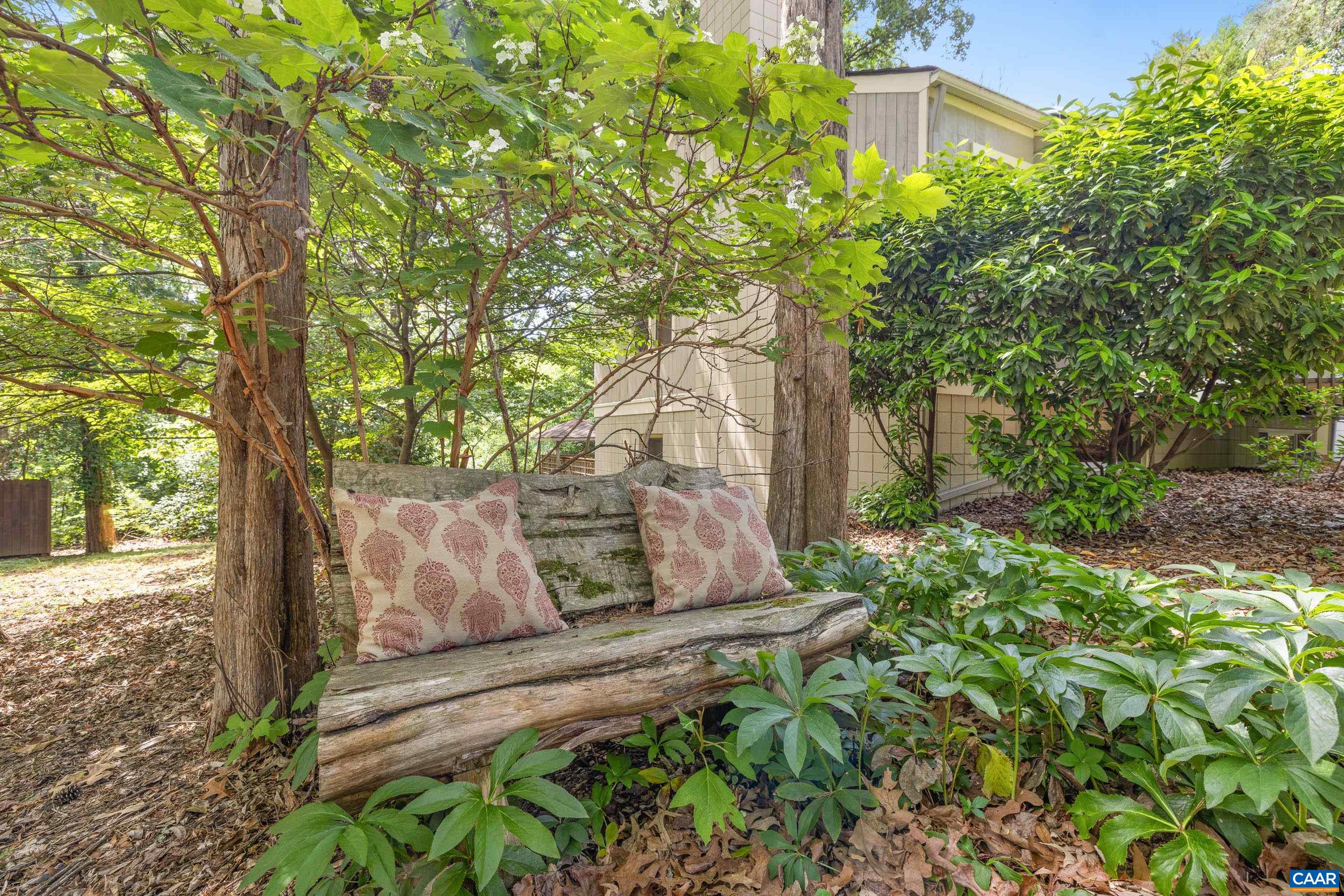213 TURKEY RIDGE RD