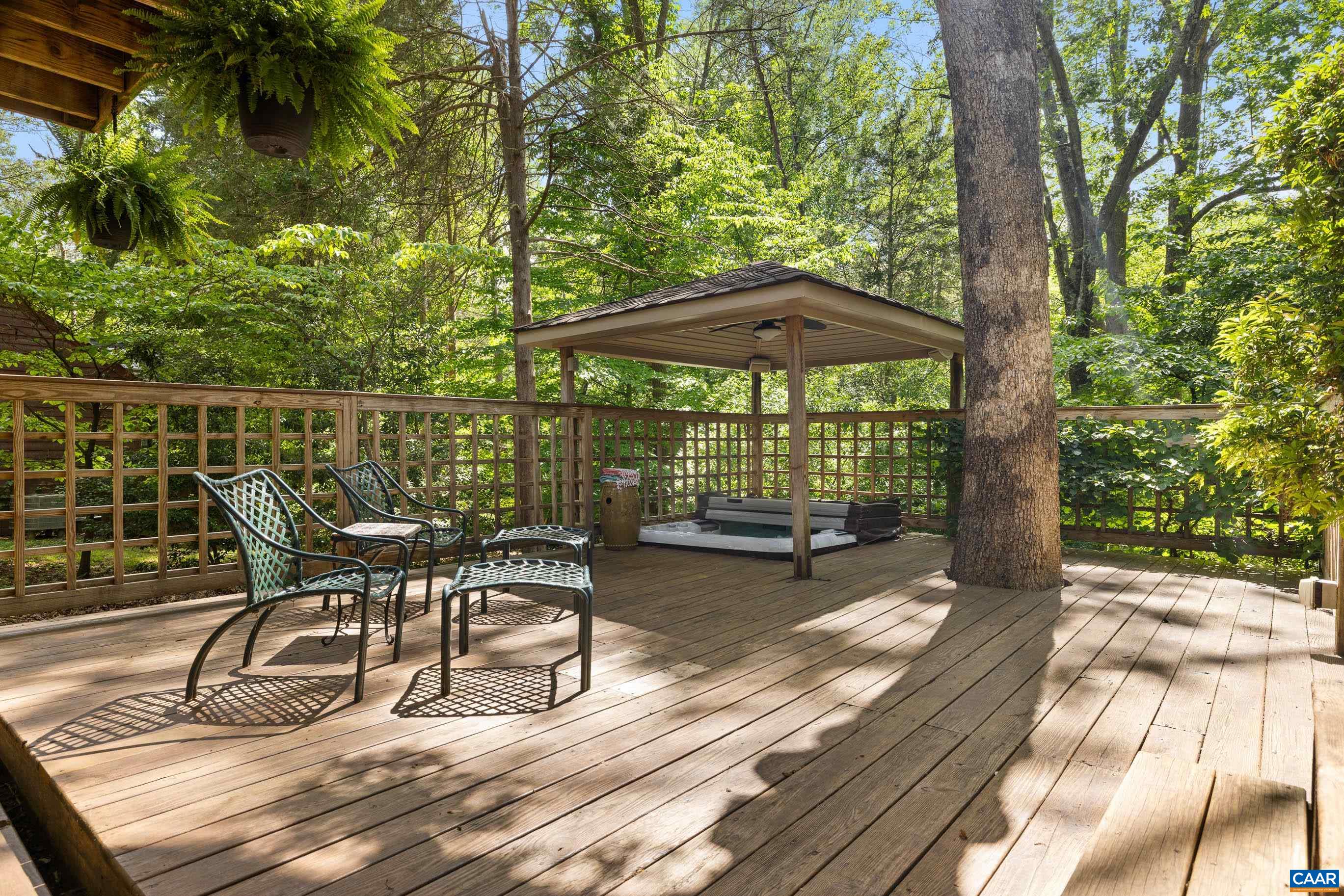 213 TURKEY RIDGE RD