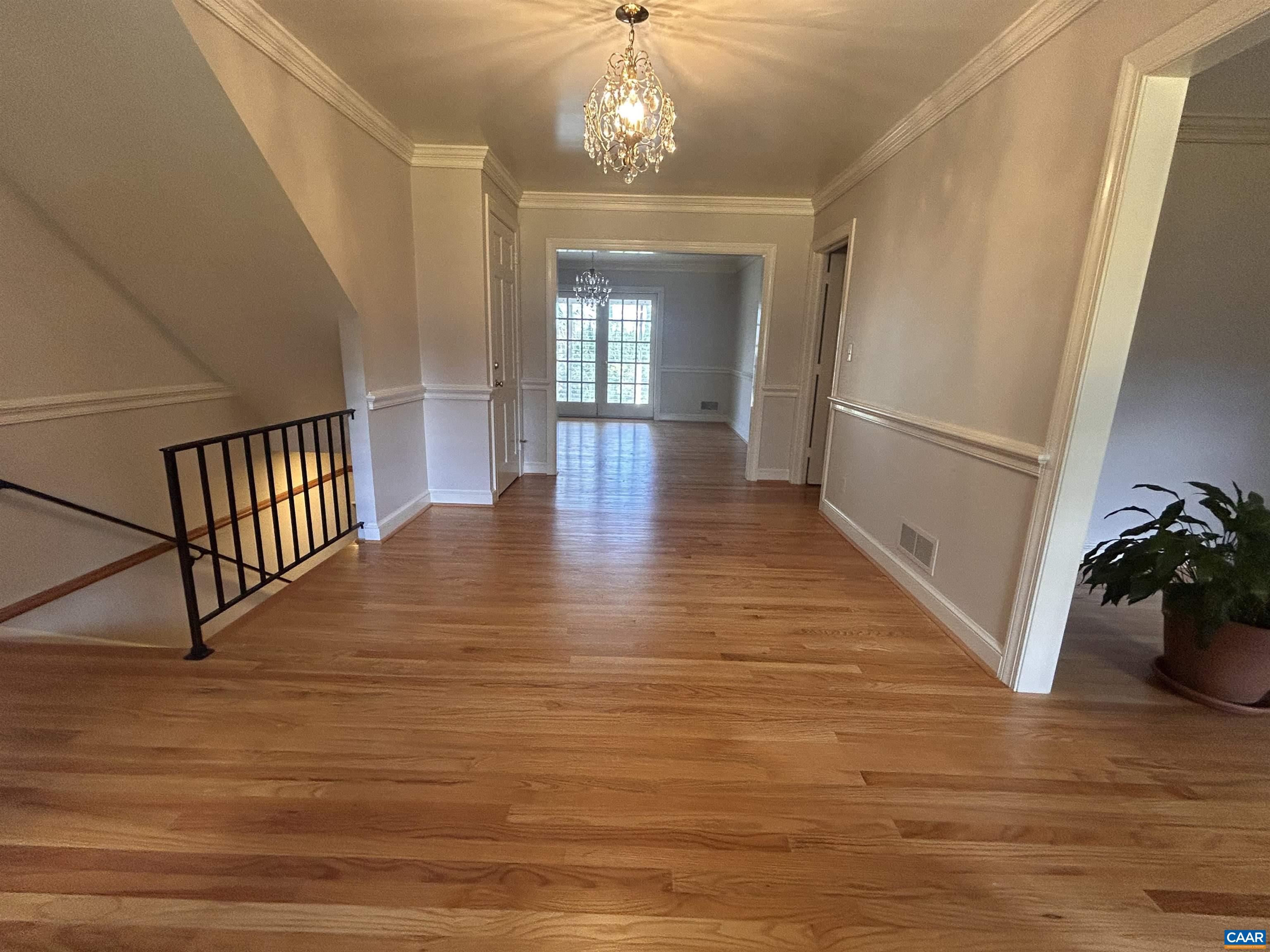 214 MONTVUE DR