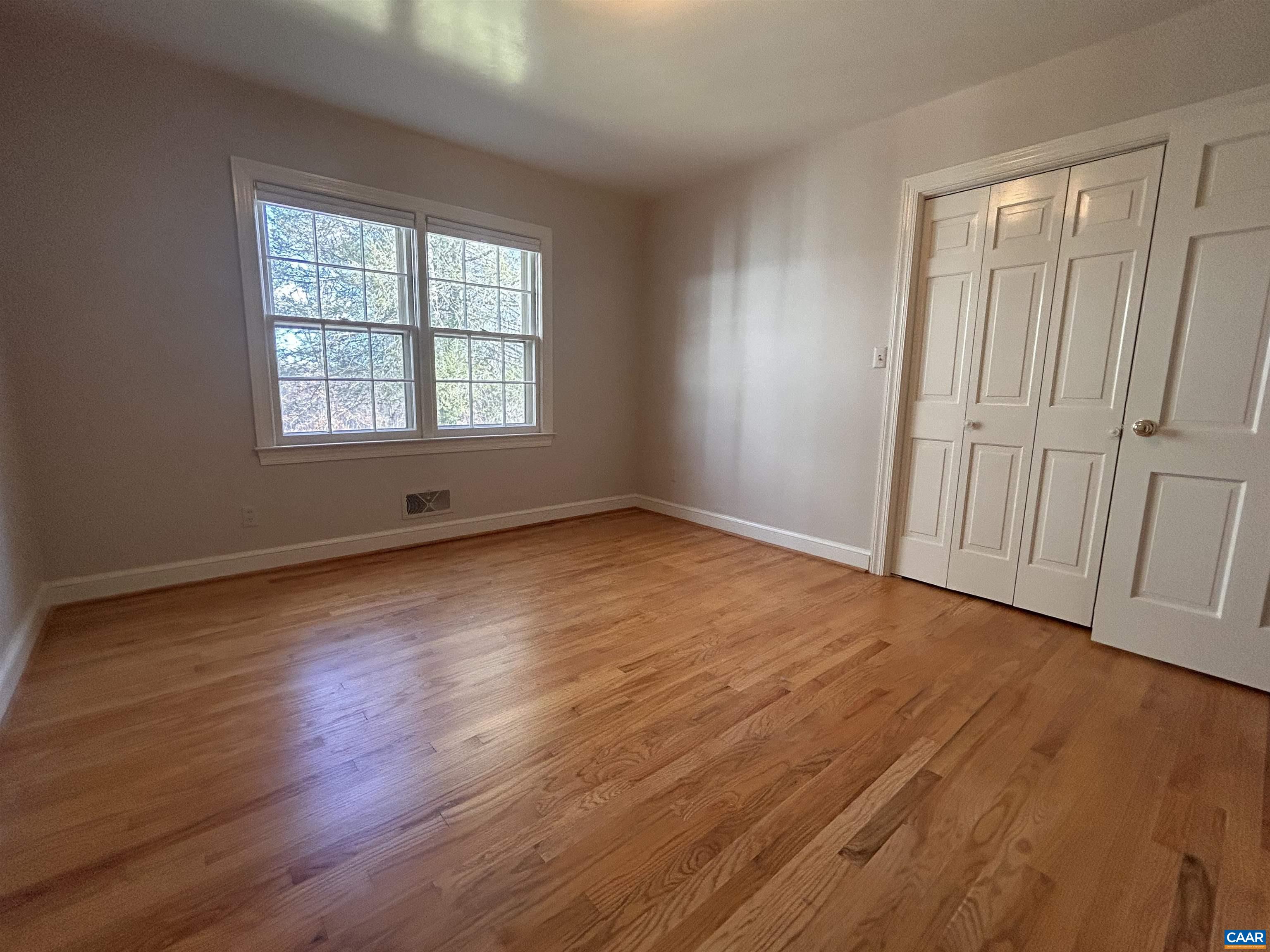 214 MONTVUE DR