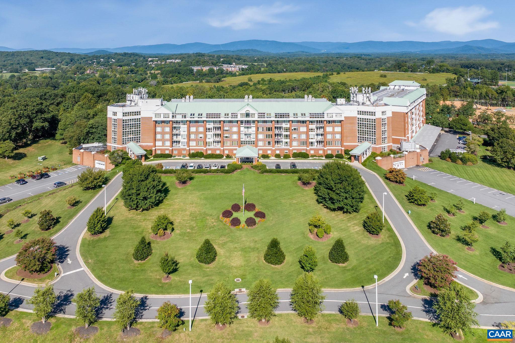 500 CRESTWOOD DR Unit: 1405