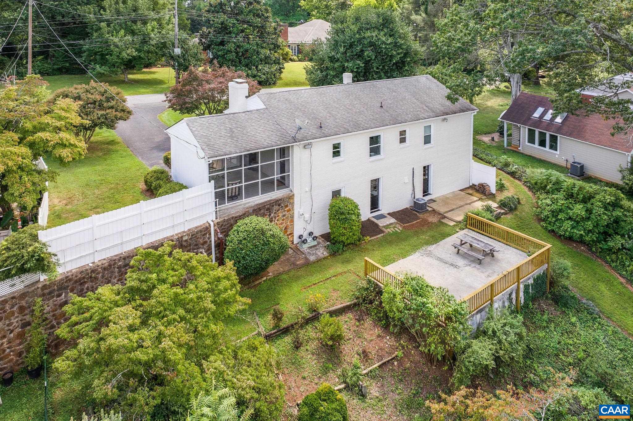 1623 SAINT ANNES RD
