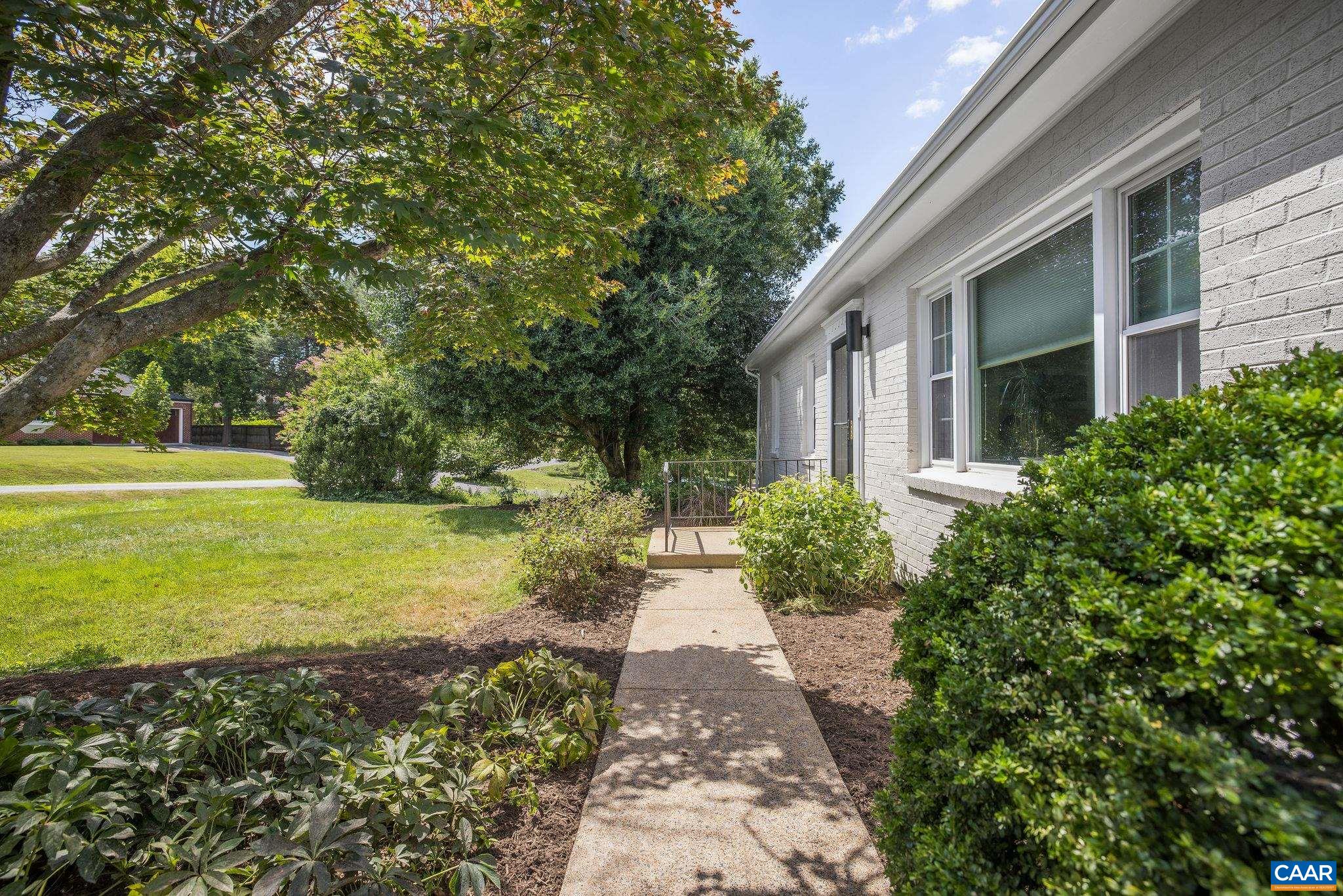 1623 SAINT ANNES RD