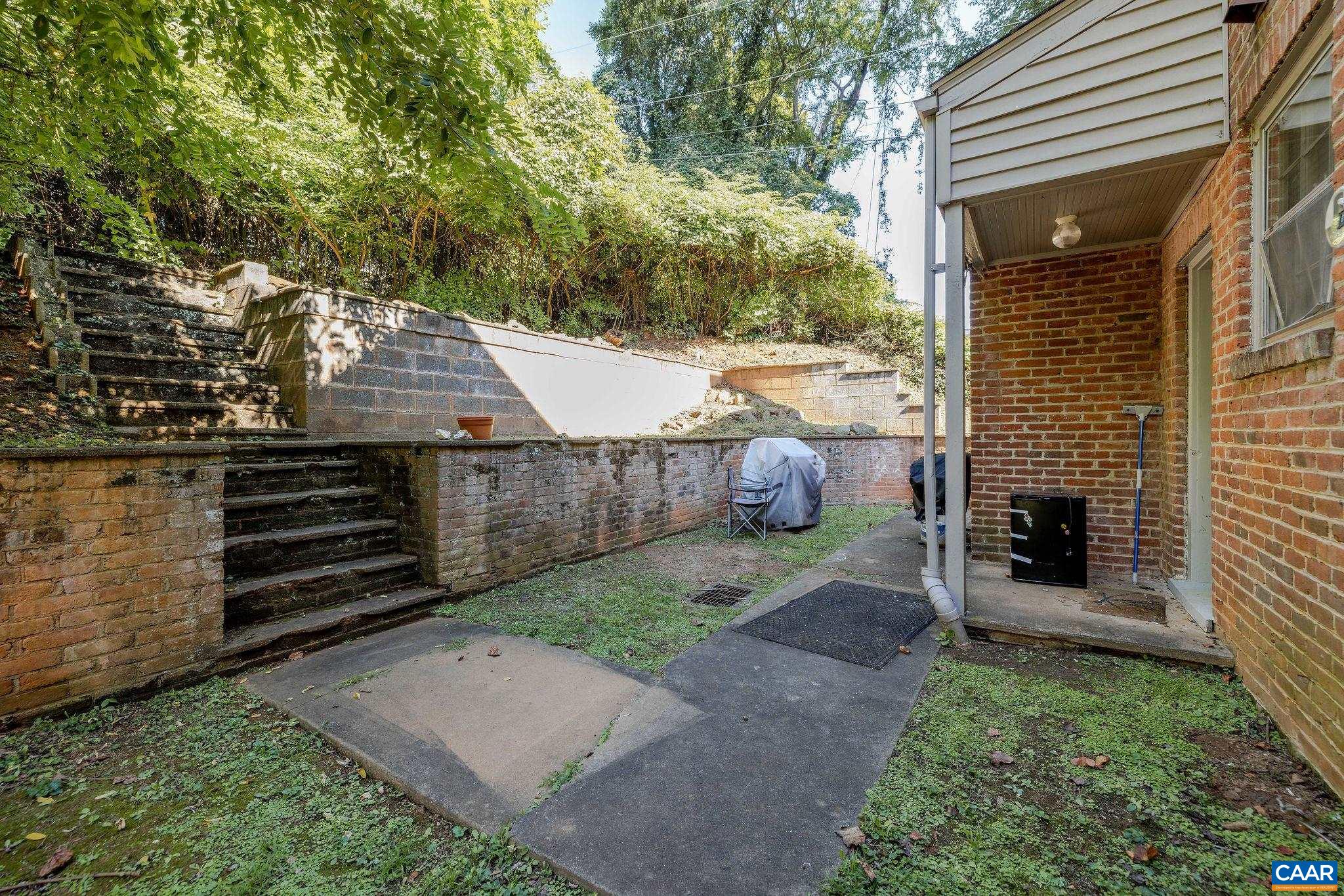 505 Valley Rd