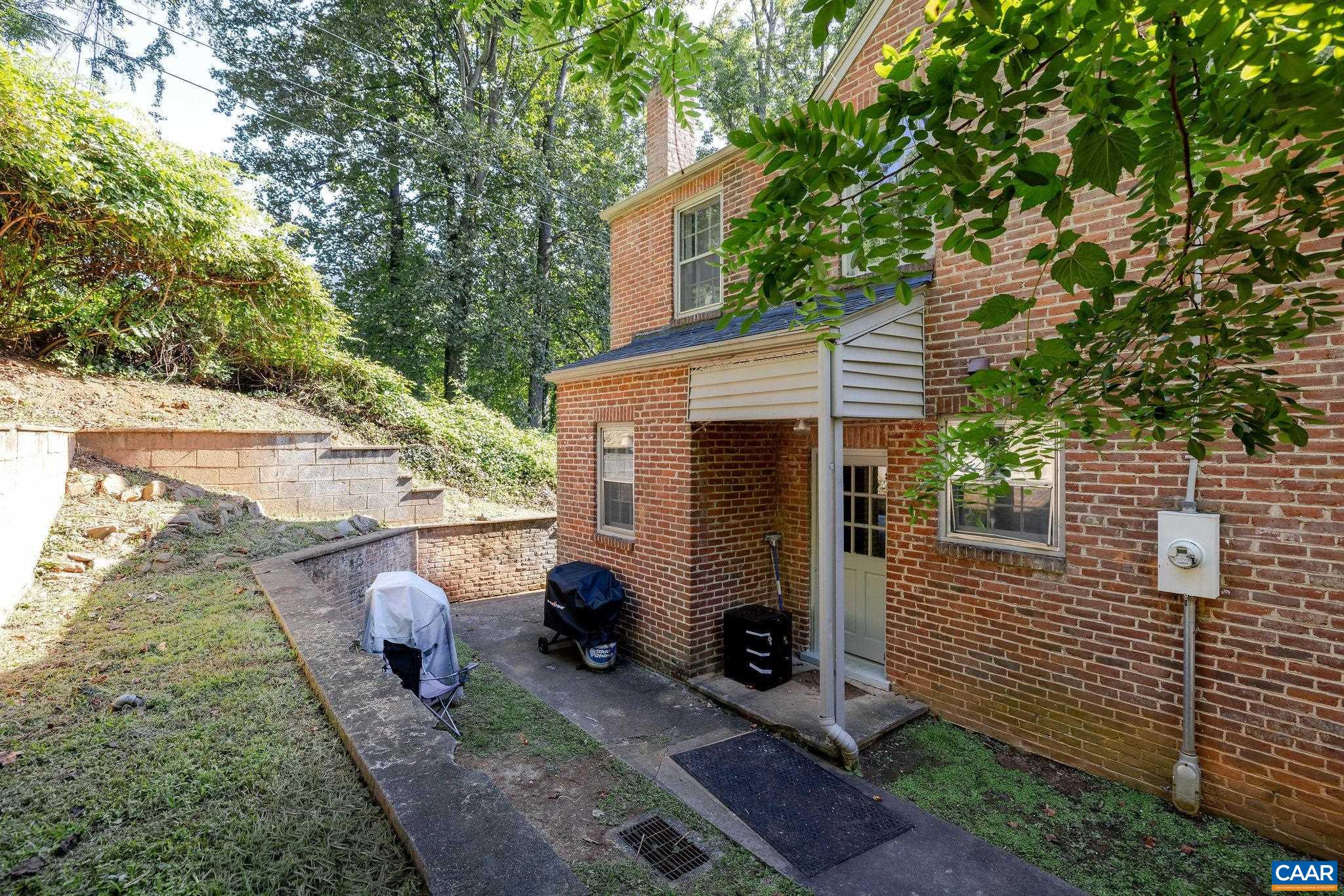 505 Valley Rd