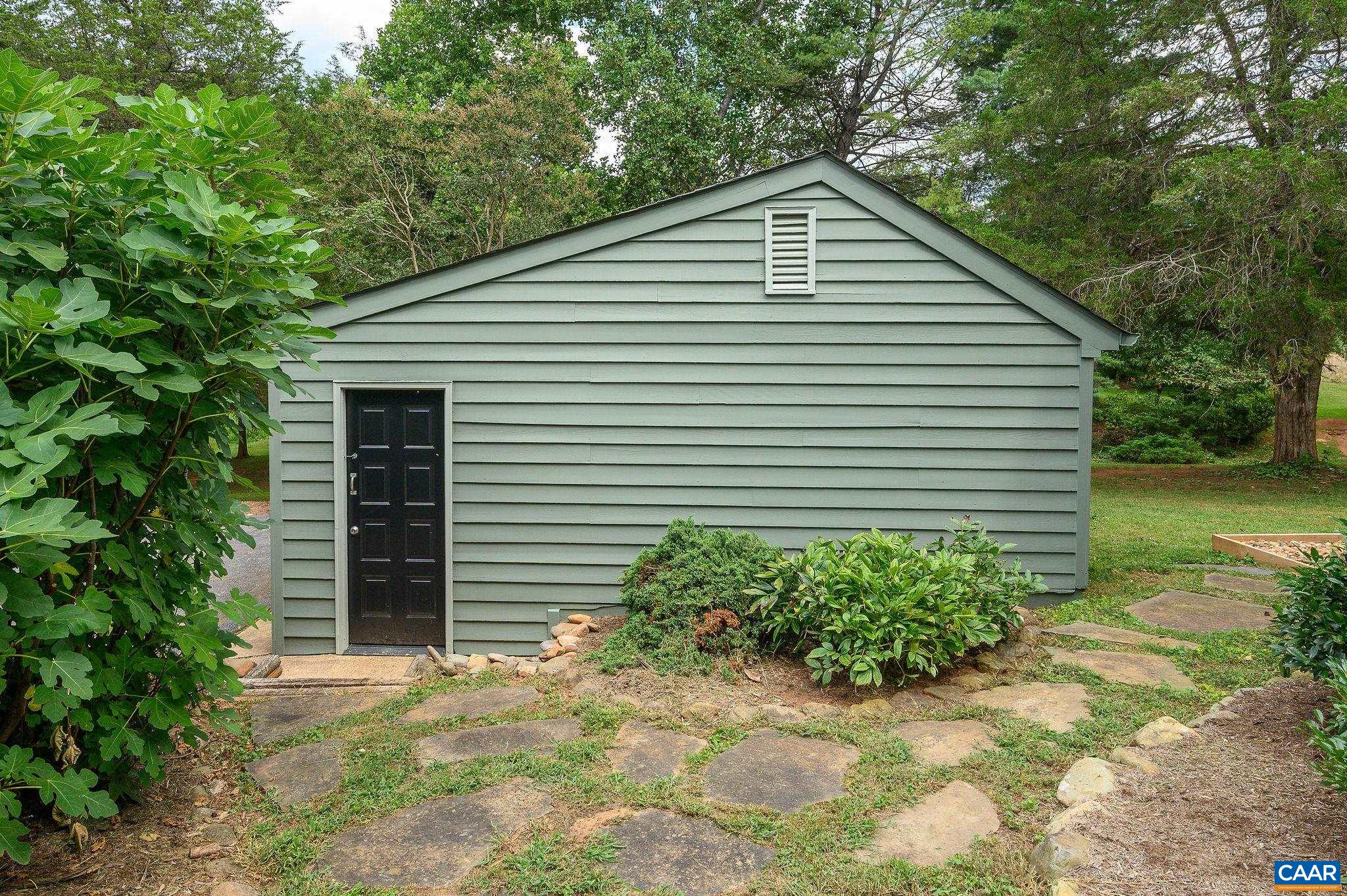 2635 HOLKHAM DR