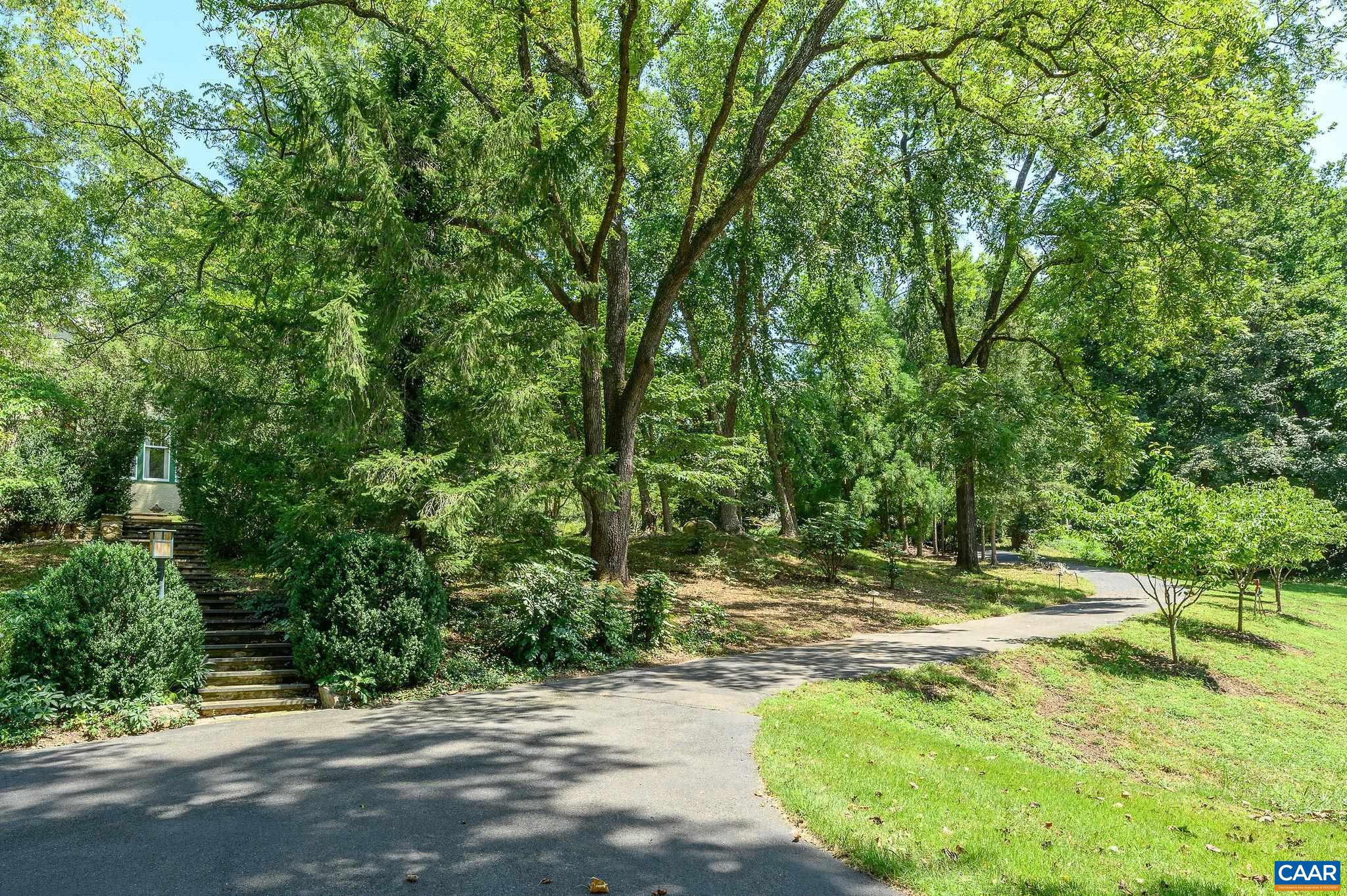 2386 GARTH RD