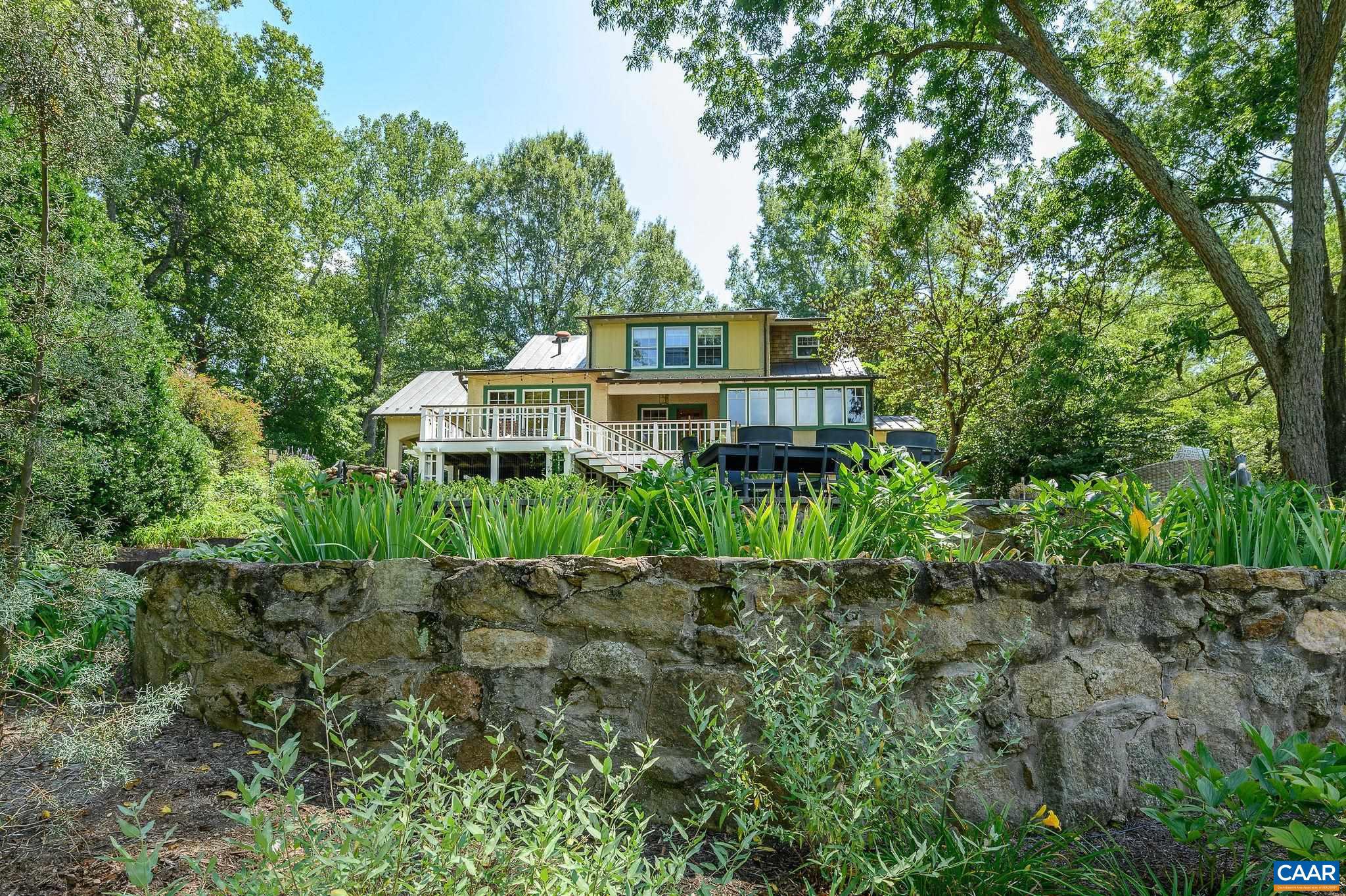 2386 GARTH RD