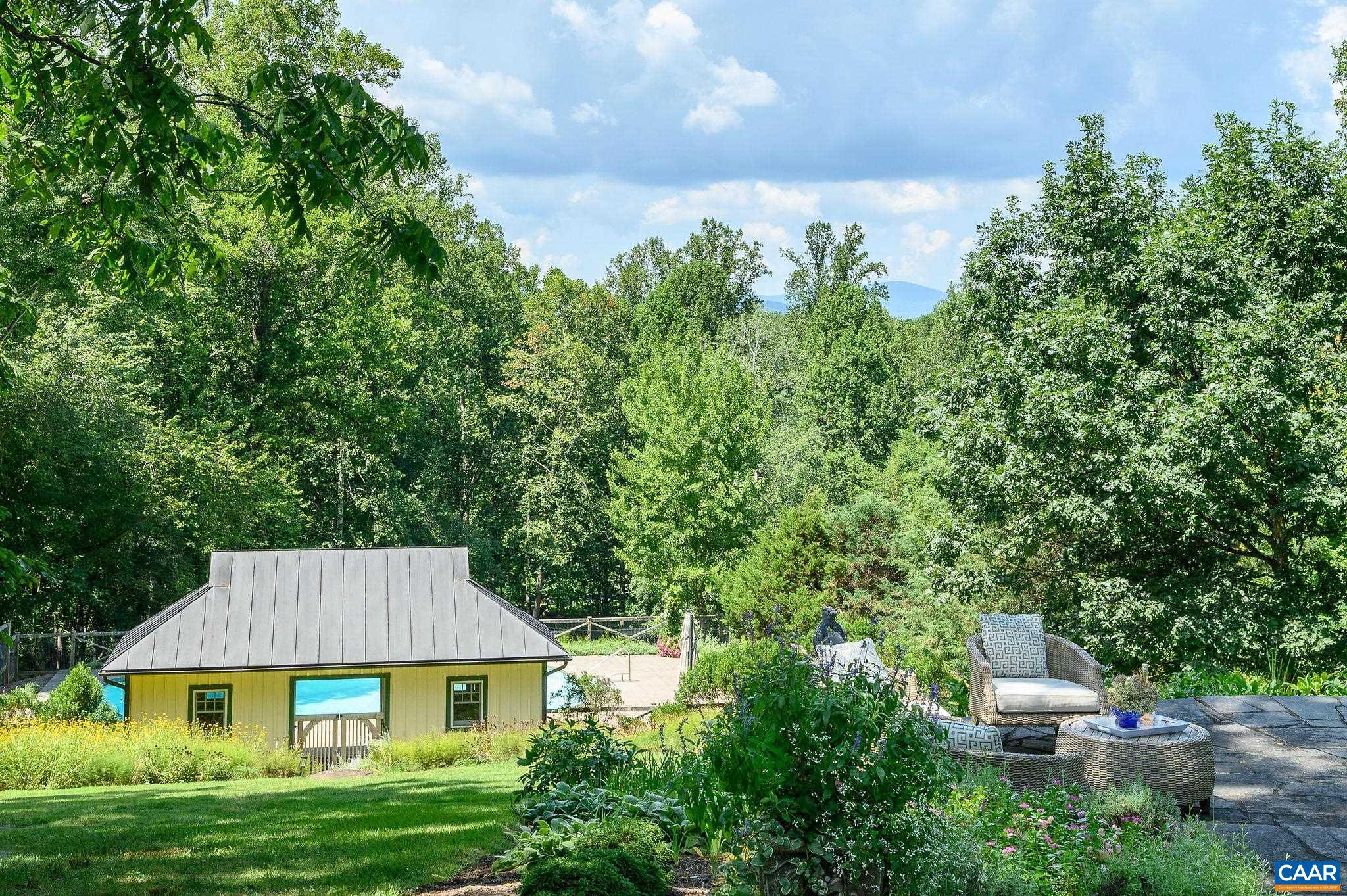 2386 GARTH RD