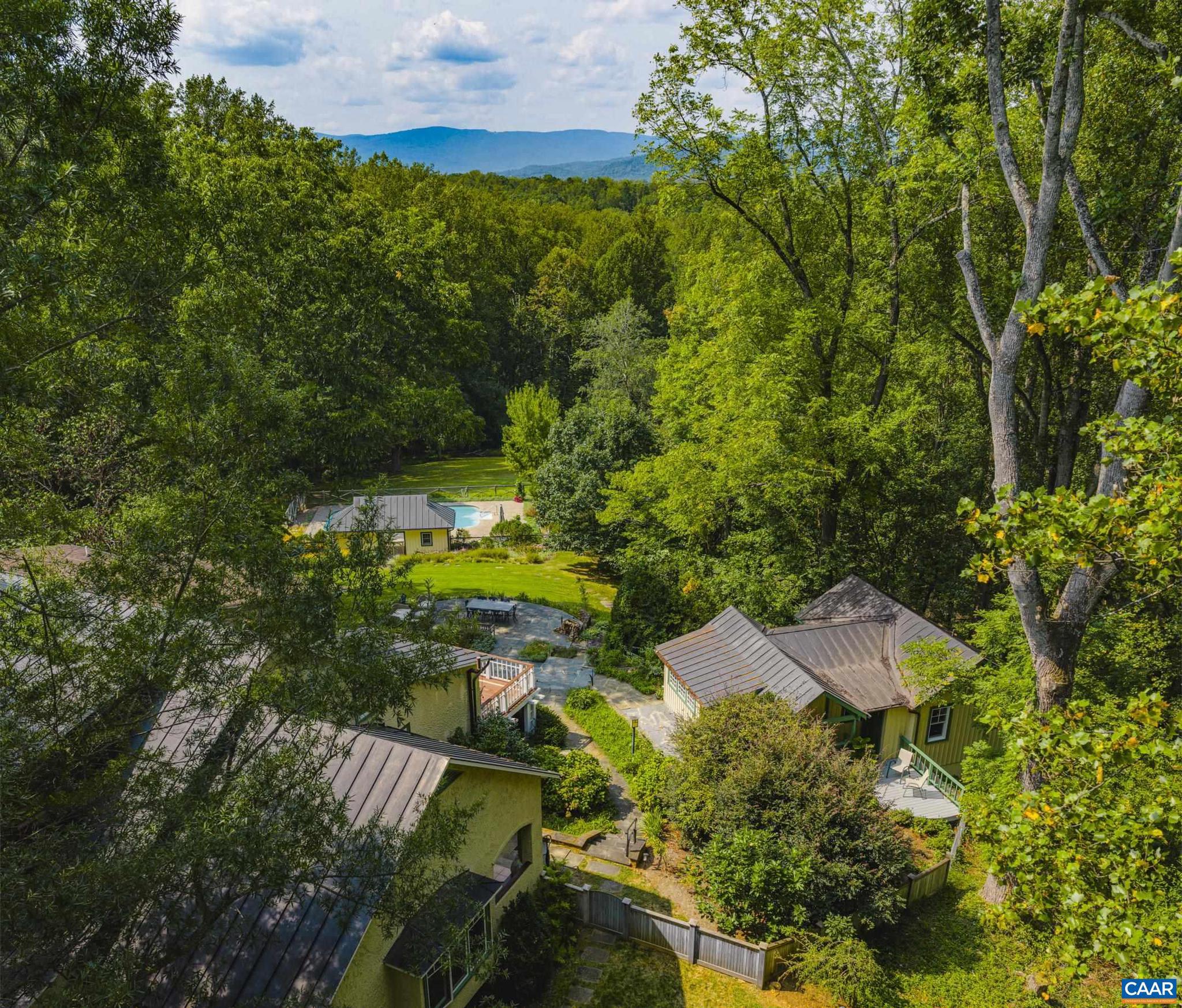 2386 GARTH RD