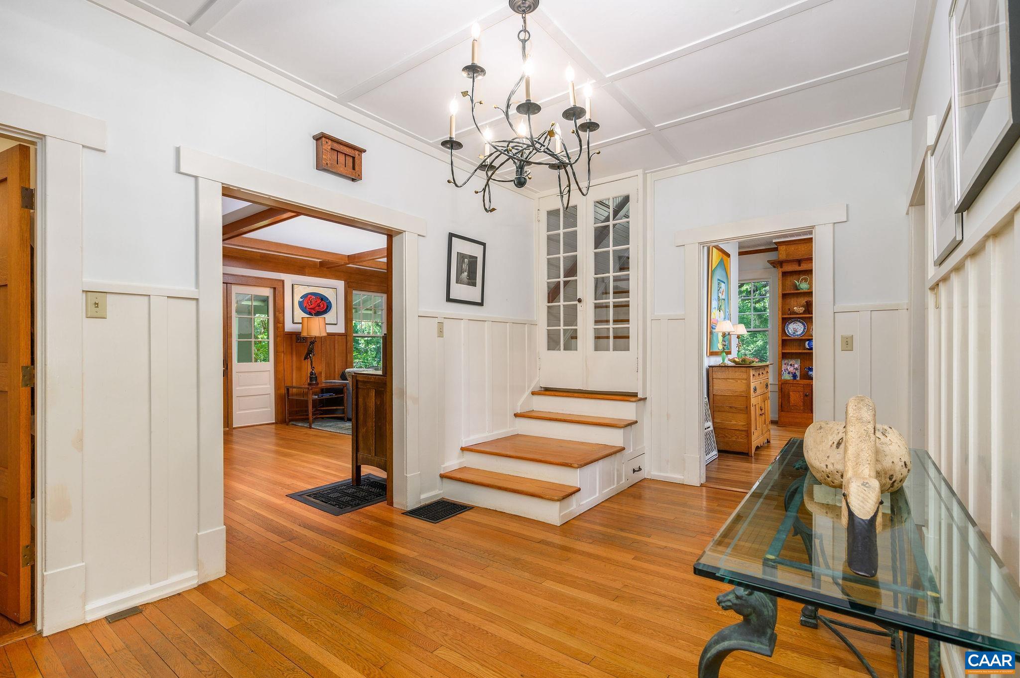 2386 GARTH RD