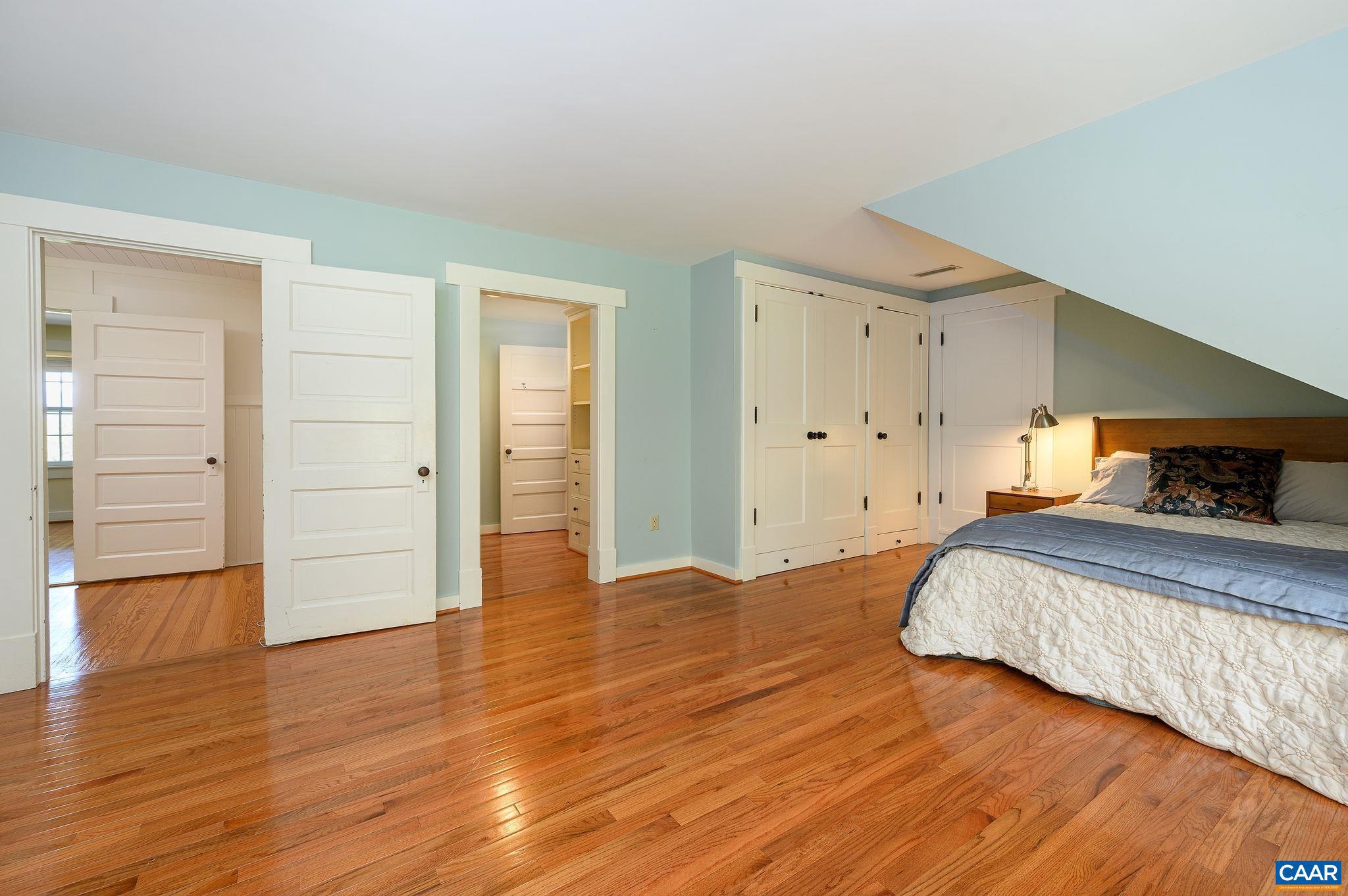 2386 GARTH RD