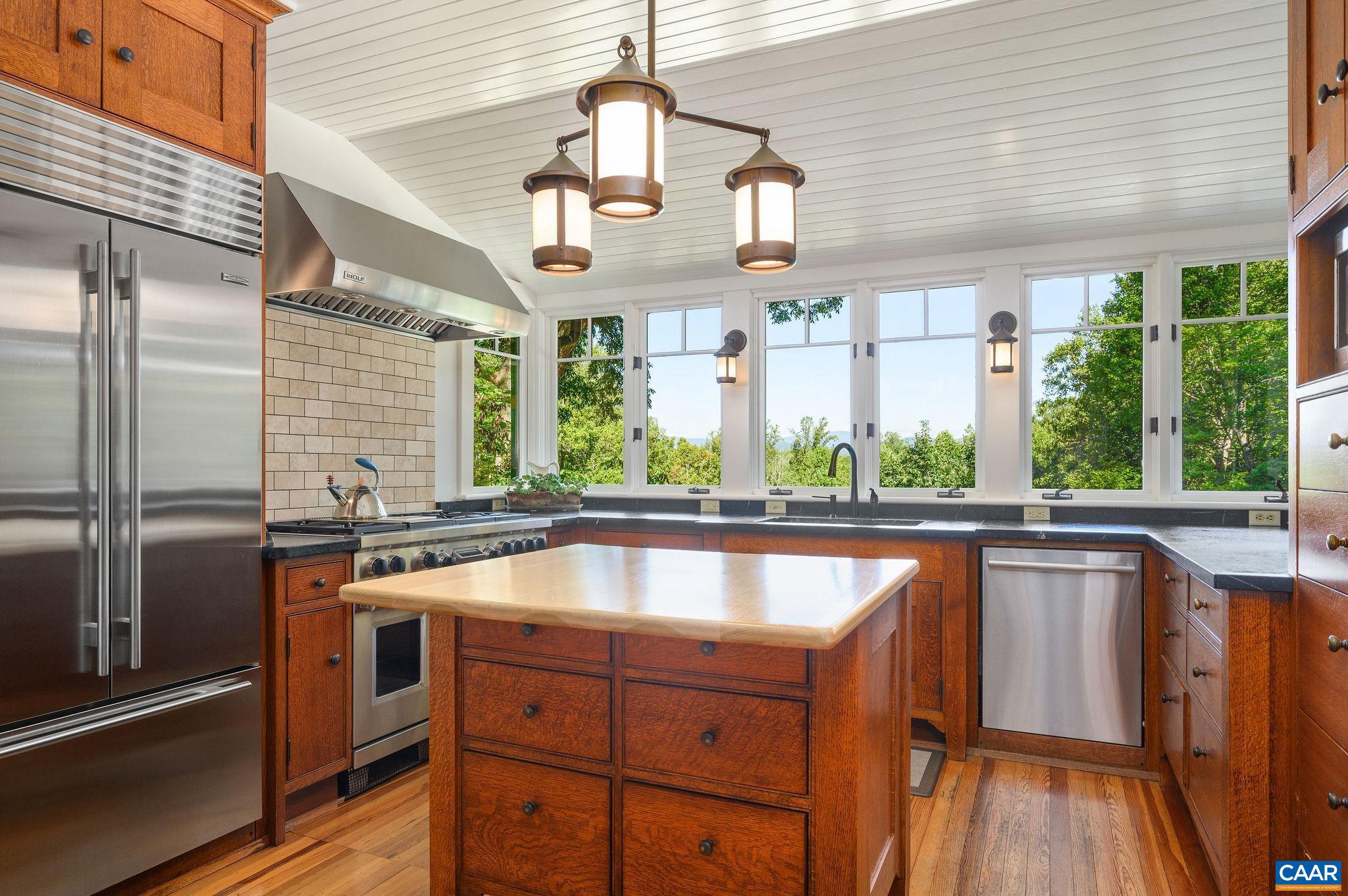 2386 GARTH RD