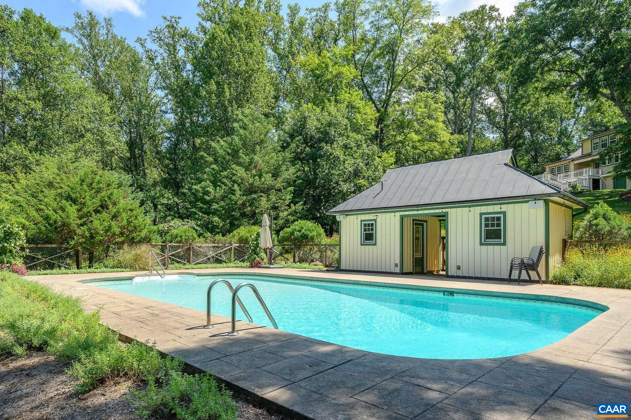 2386 GARTH RD