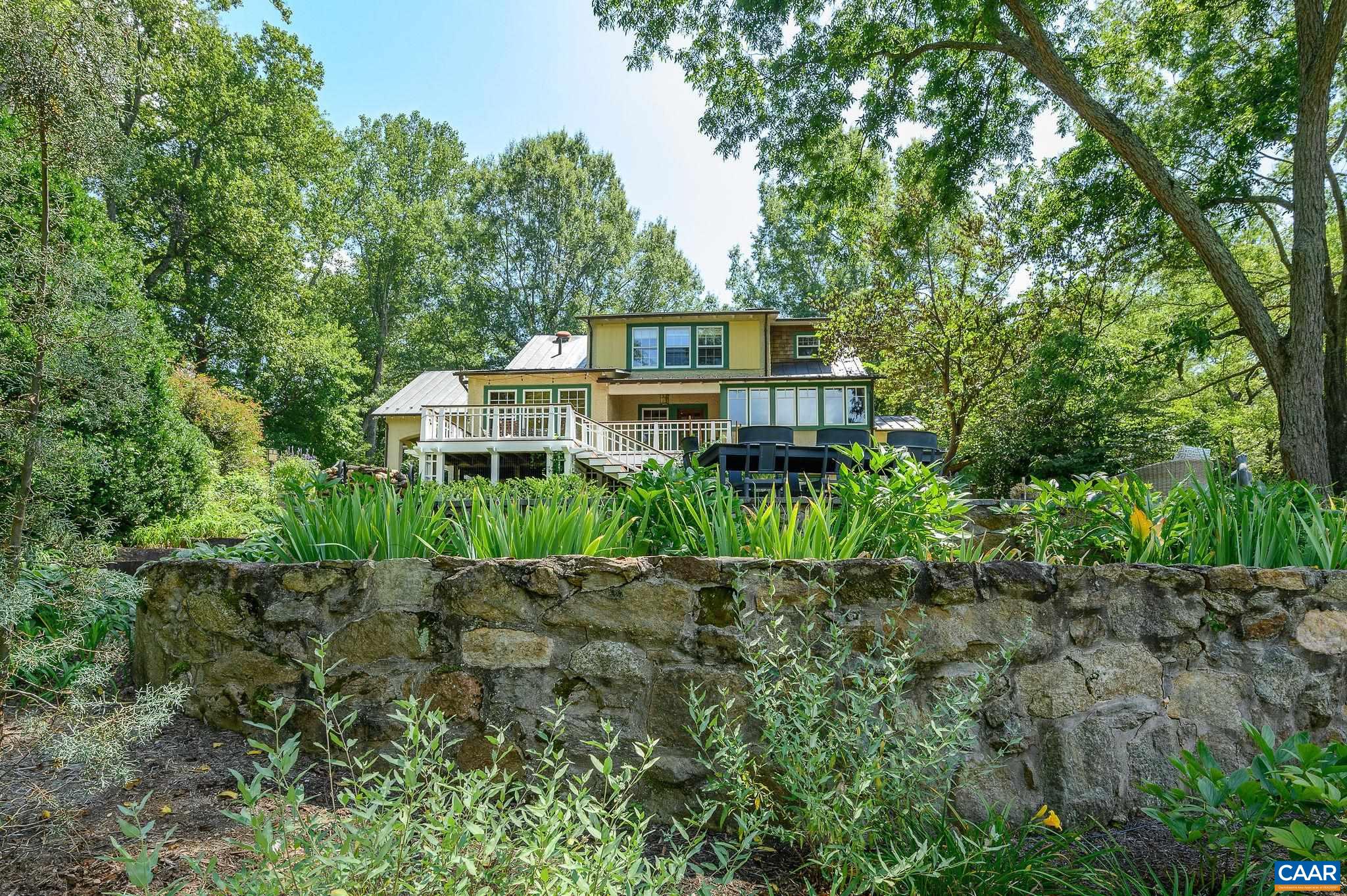 2386 GARTH RD