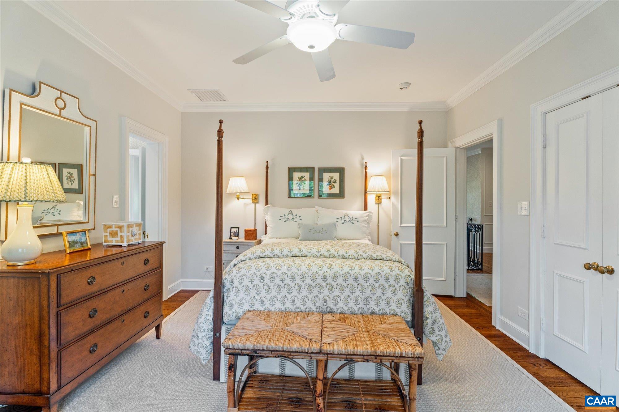 325 FARMINGTON DR