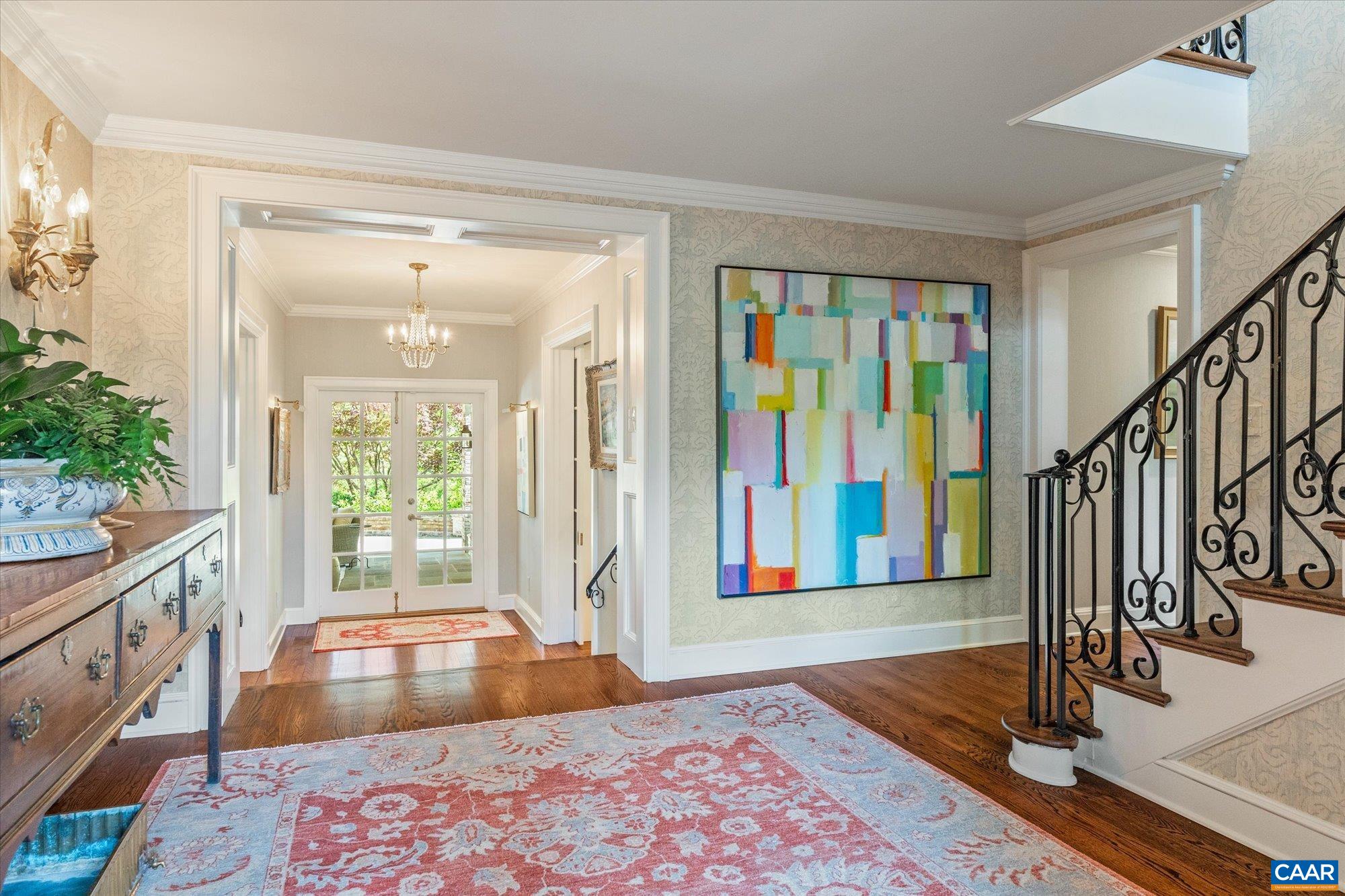 325 FARMINGTON DR