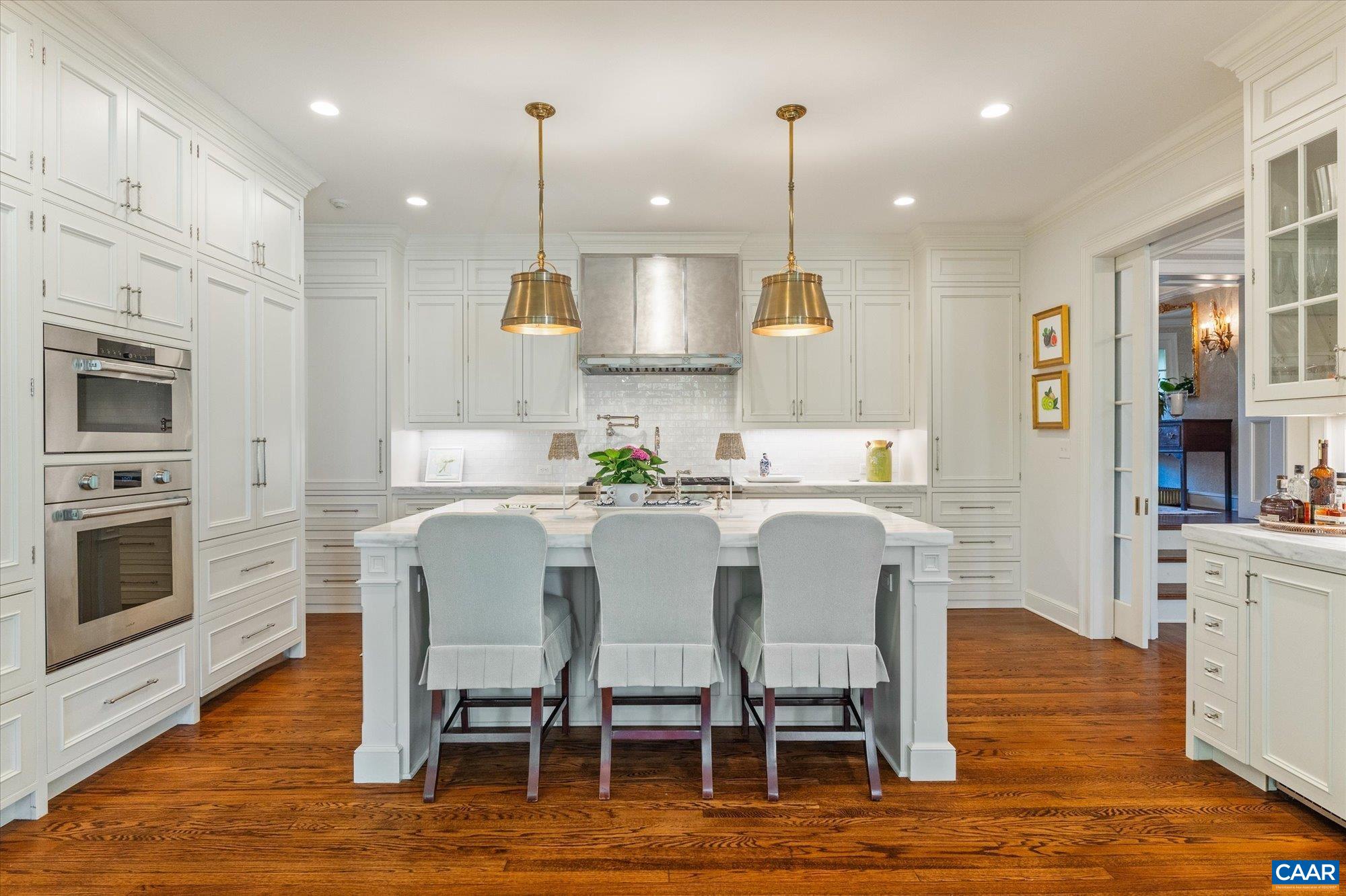 325 FARMINGTON DR