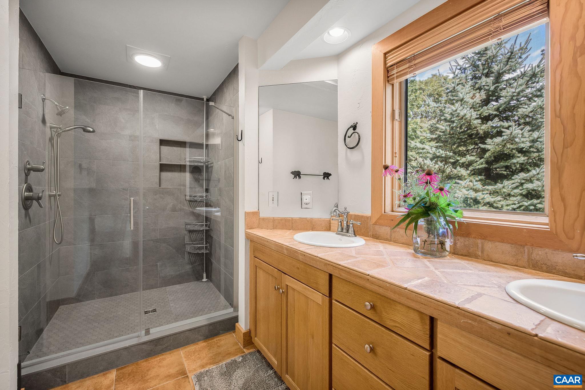 76 CRAB ORCHARD LN