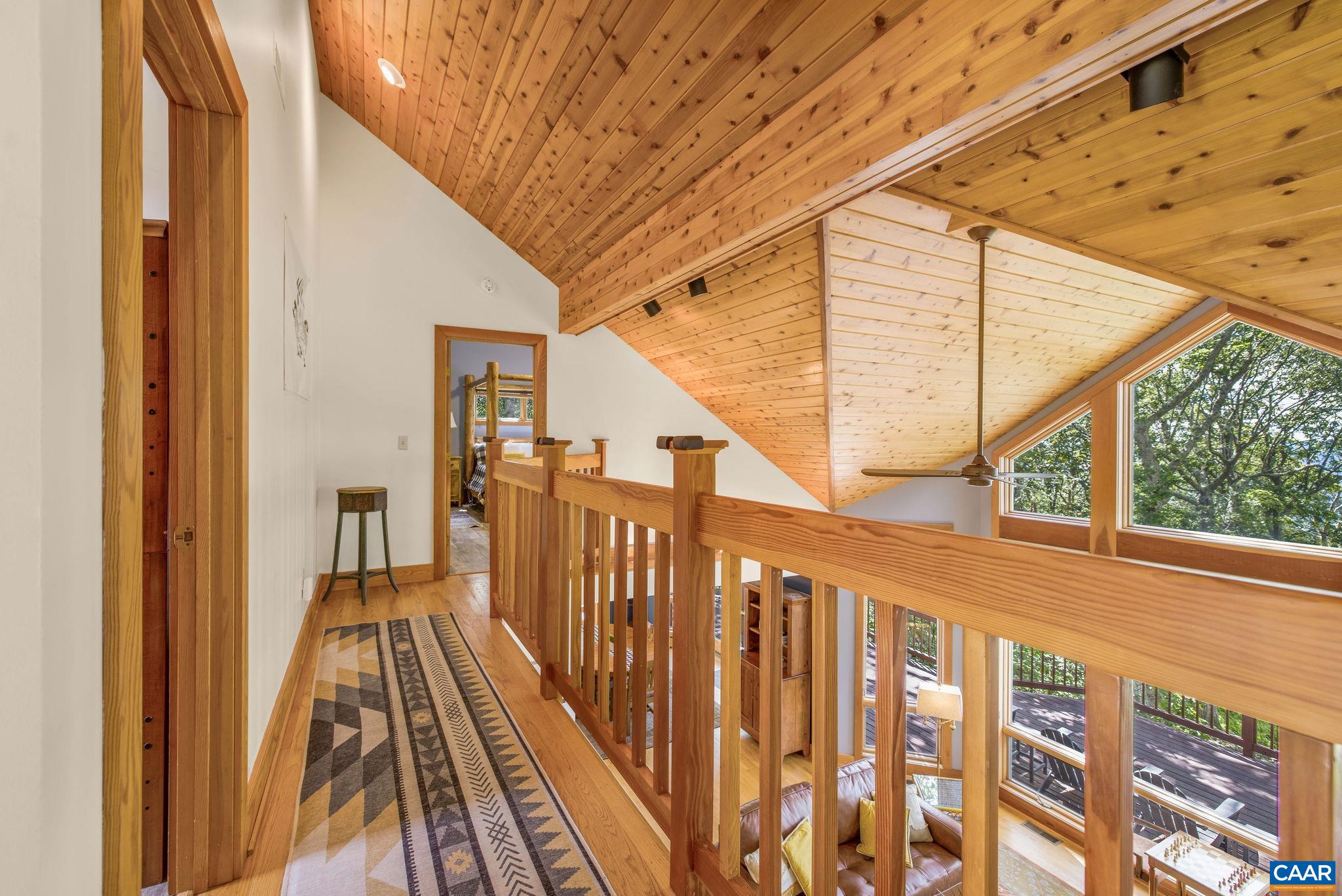 76 CRAB ORCHARD LN