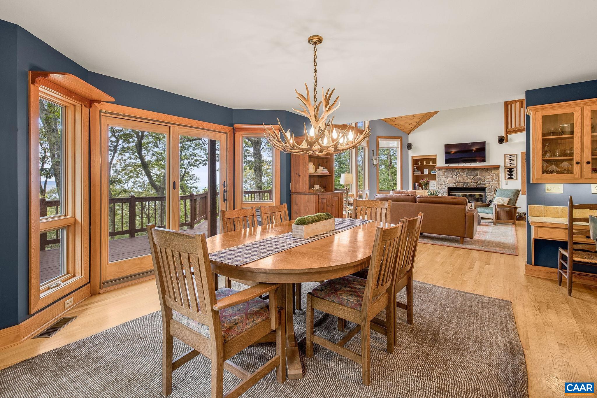 76 CRAB ORCHARD LN