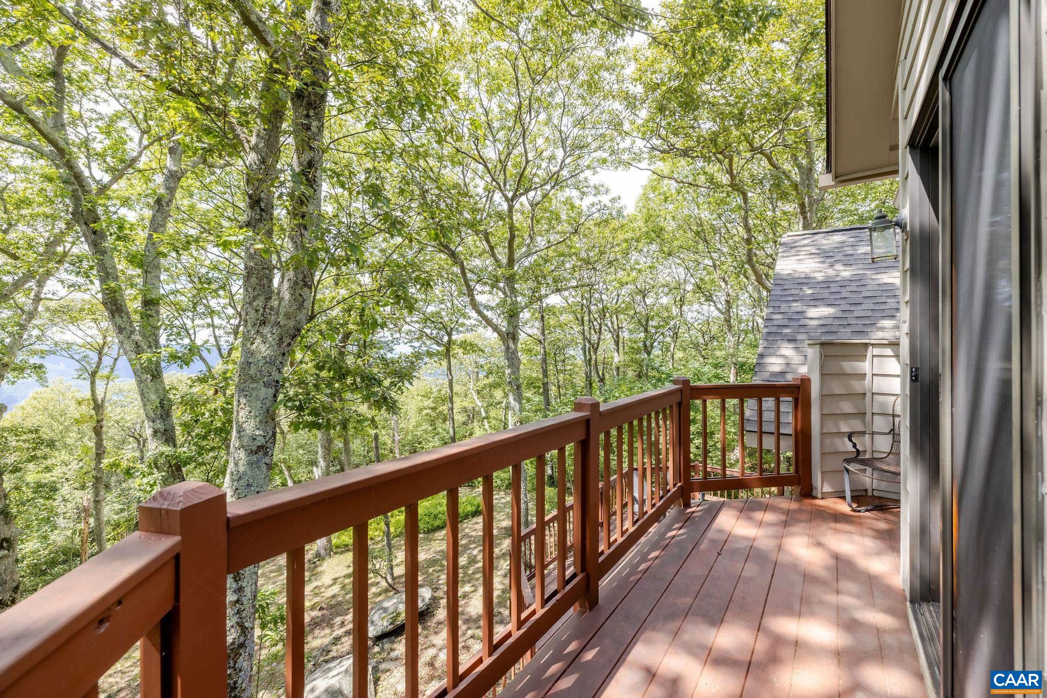 76 CRAB ORCHARD LN