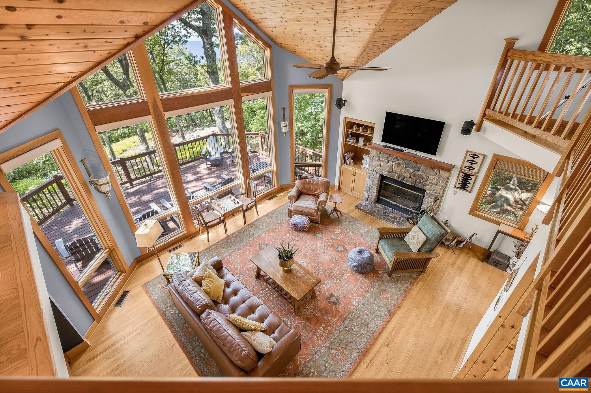 76 CRAB ORCHARD LN