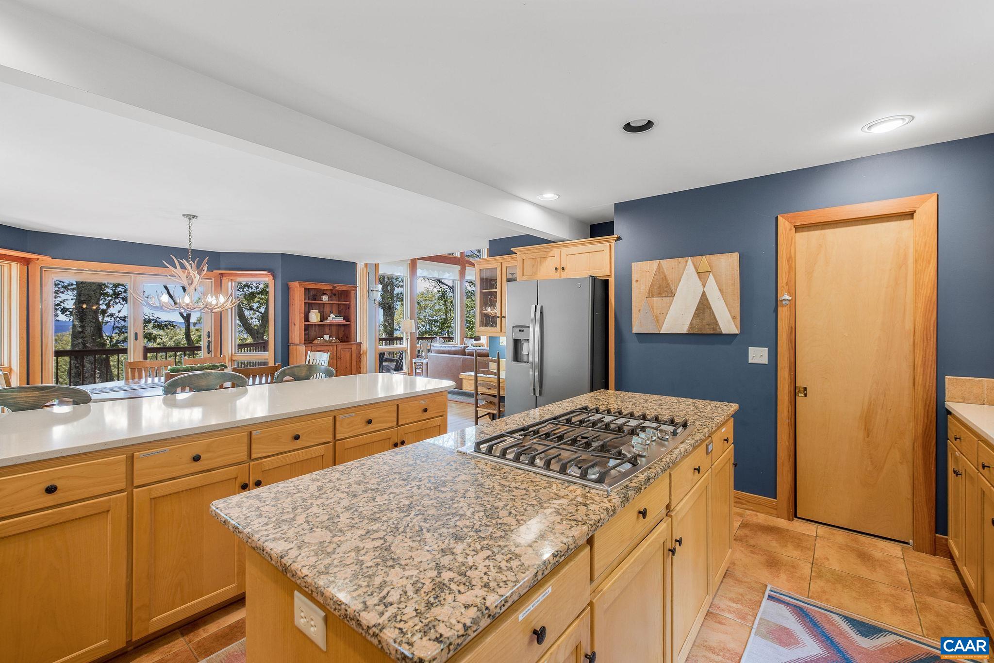 76 CRAB ORCHARD LN