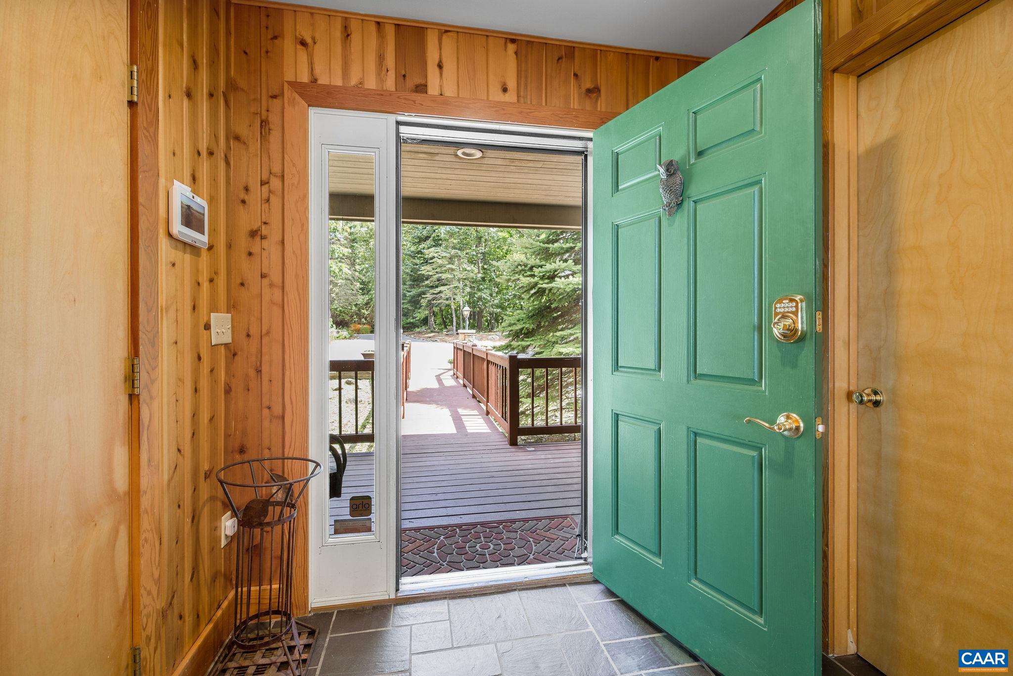 76 CRAB ORCHARD LN