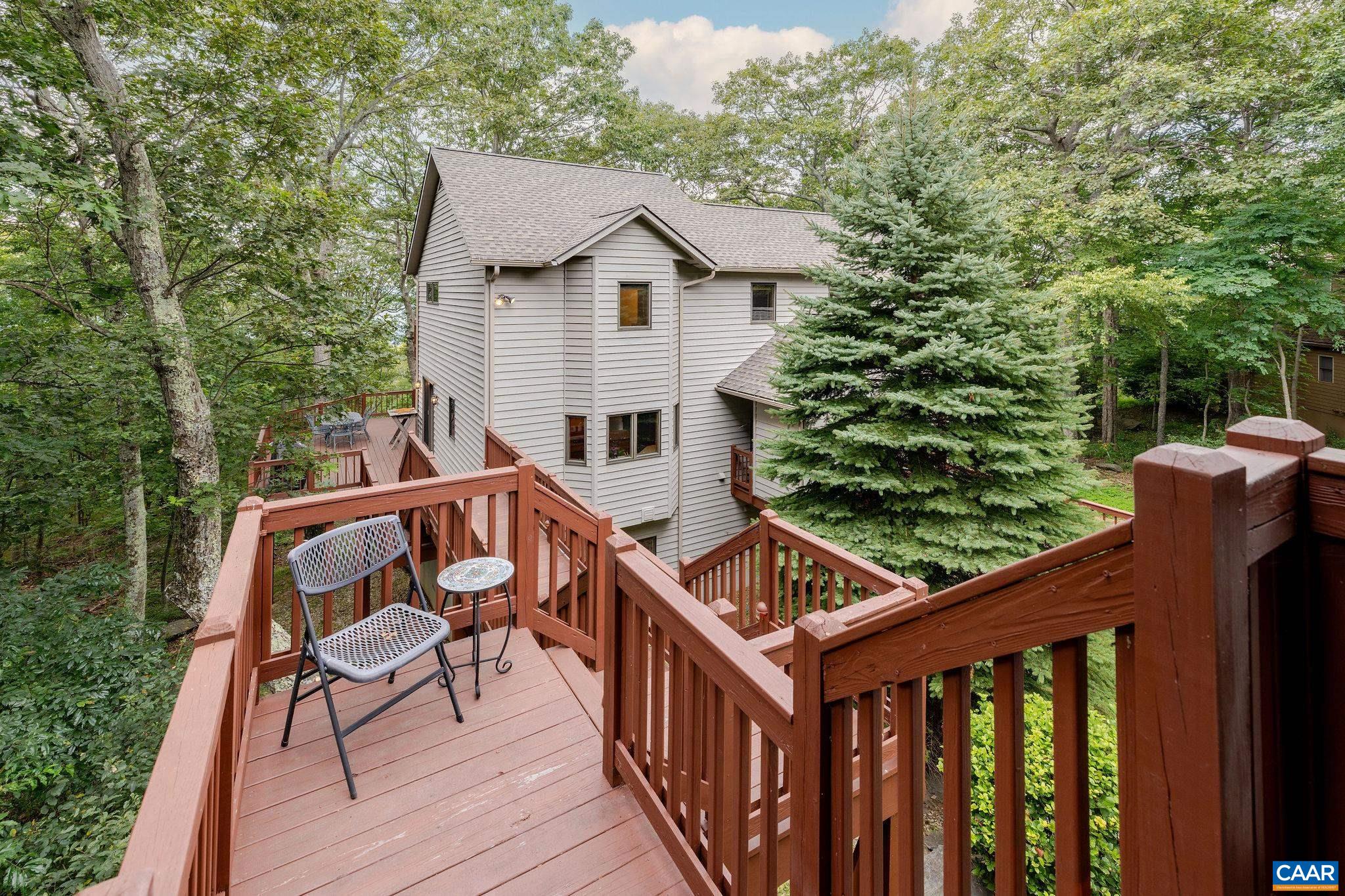 76 CRAB ORCHARD LN