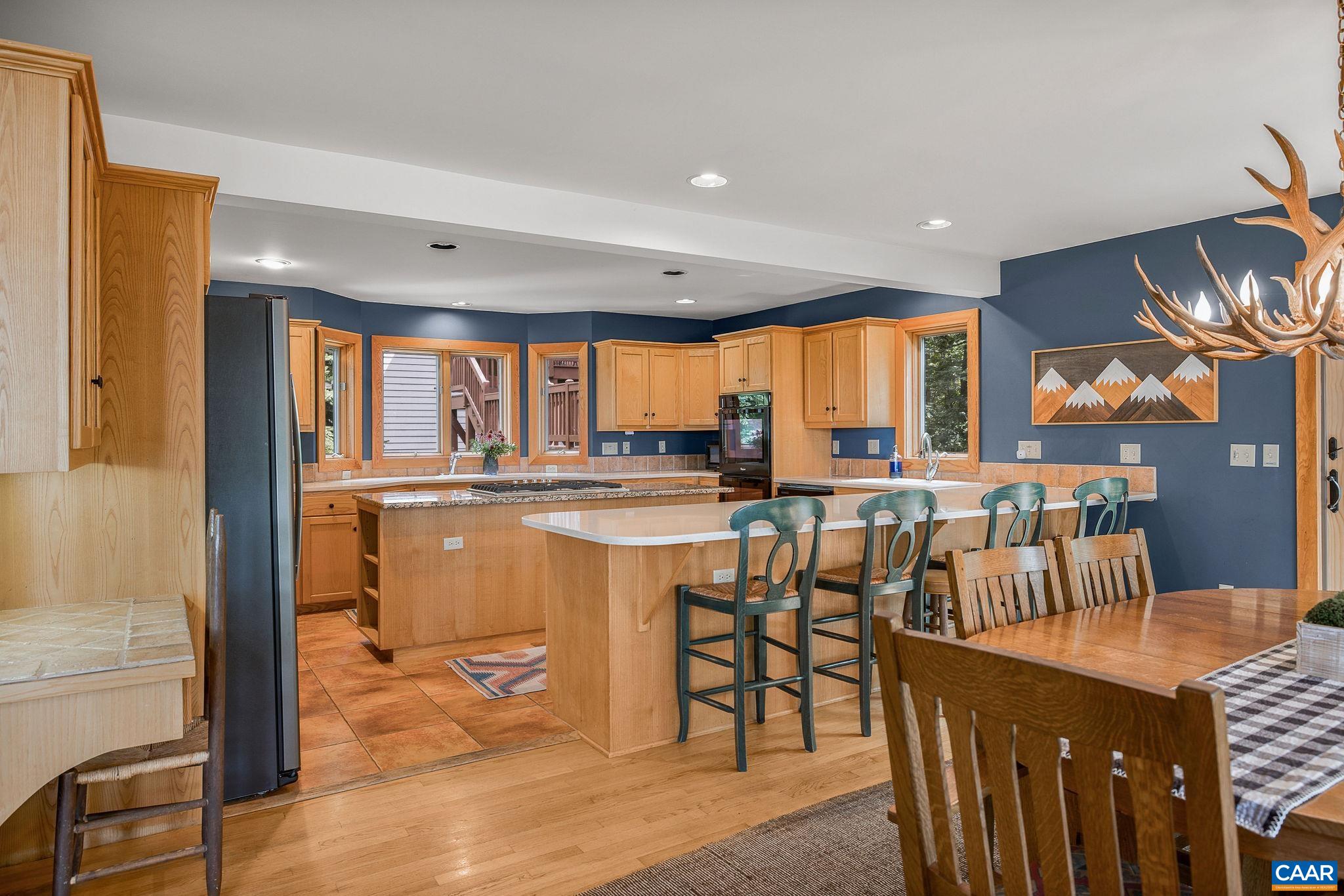 76 CRAB ORCHARD LN