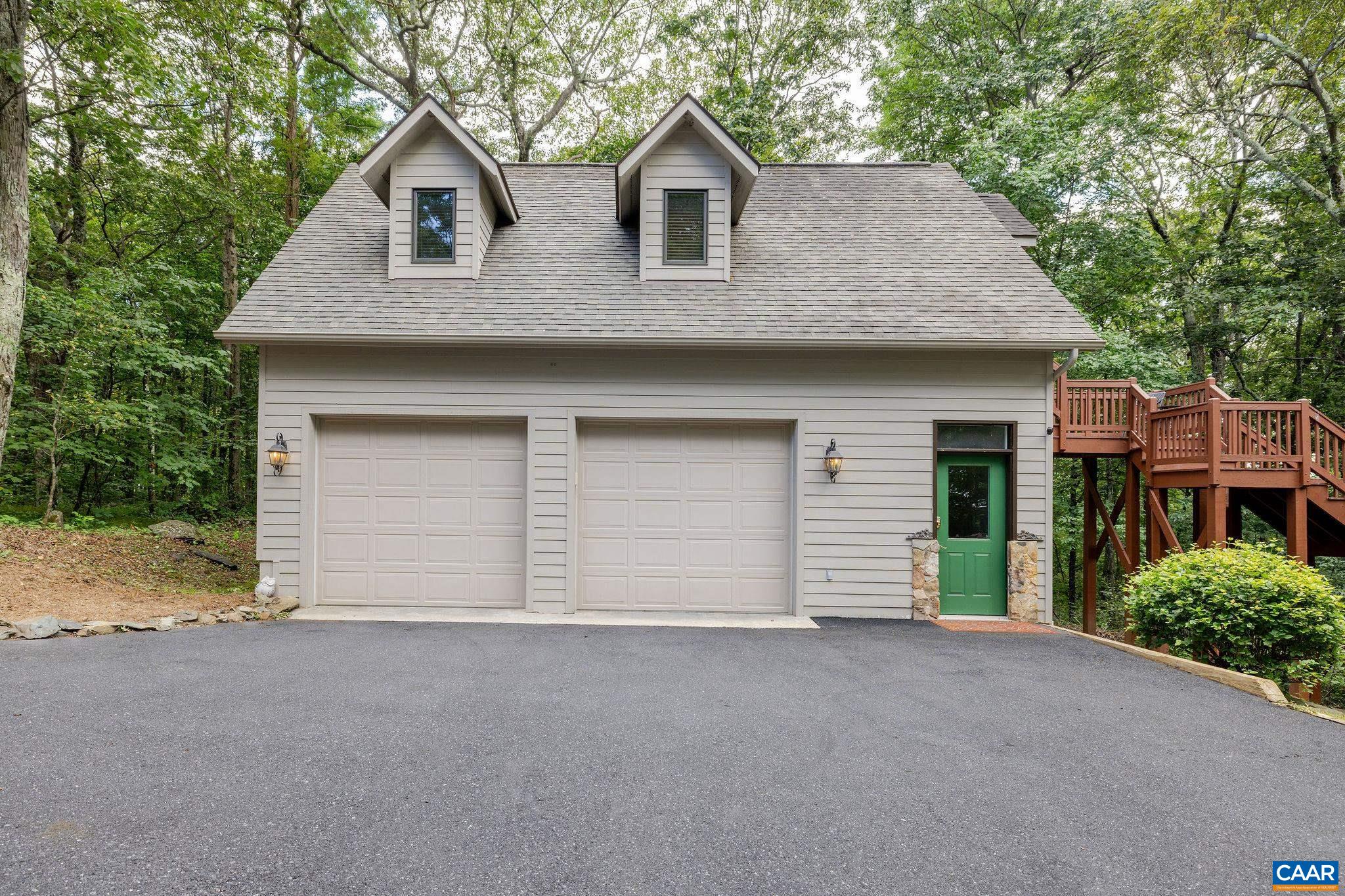 76 CRAB ORCHARD LN