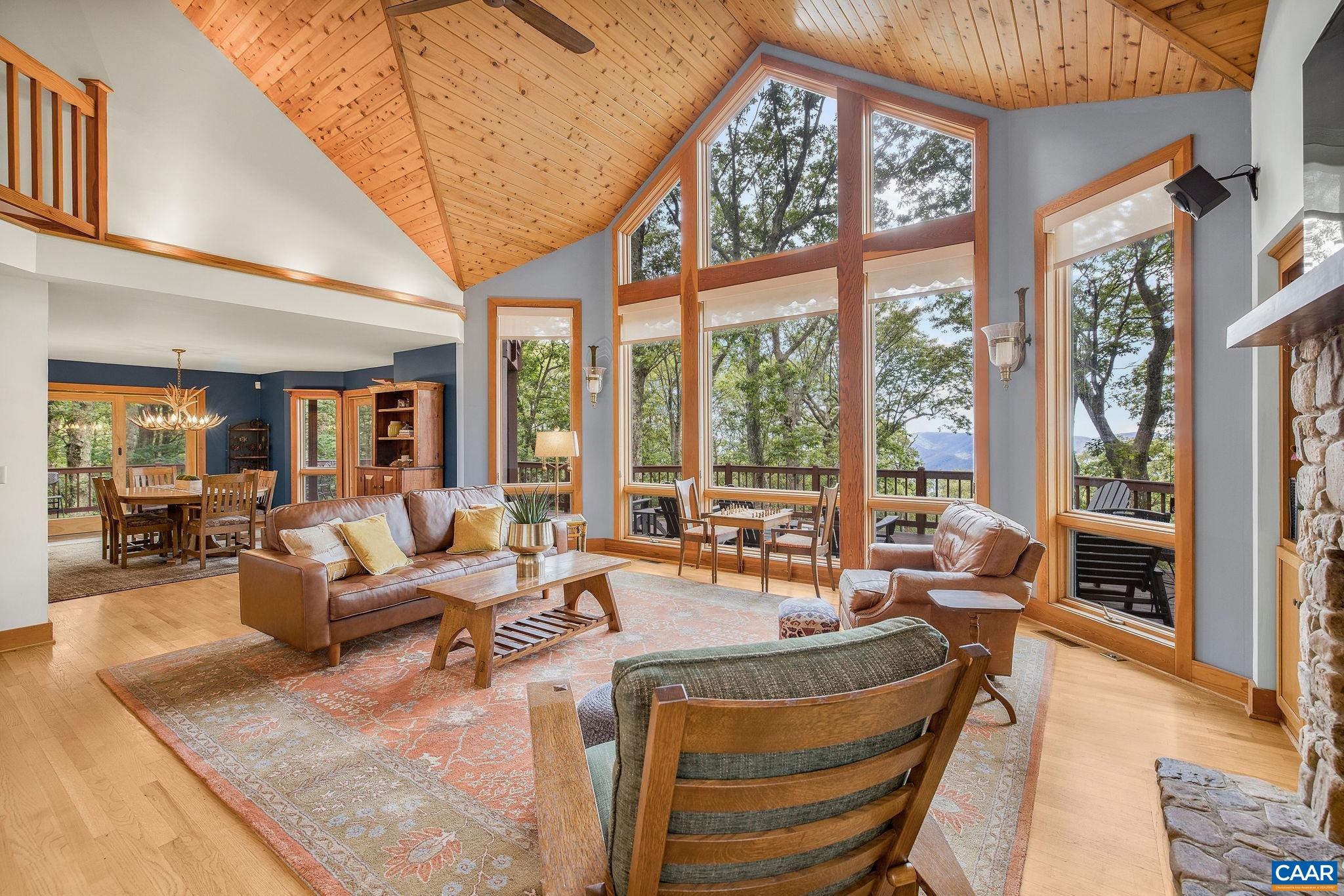 76 CRAB ORCHARD LN