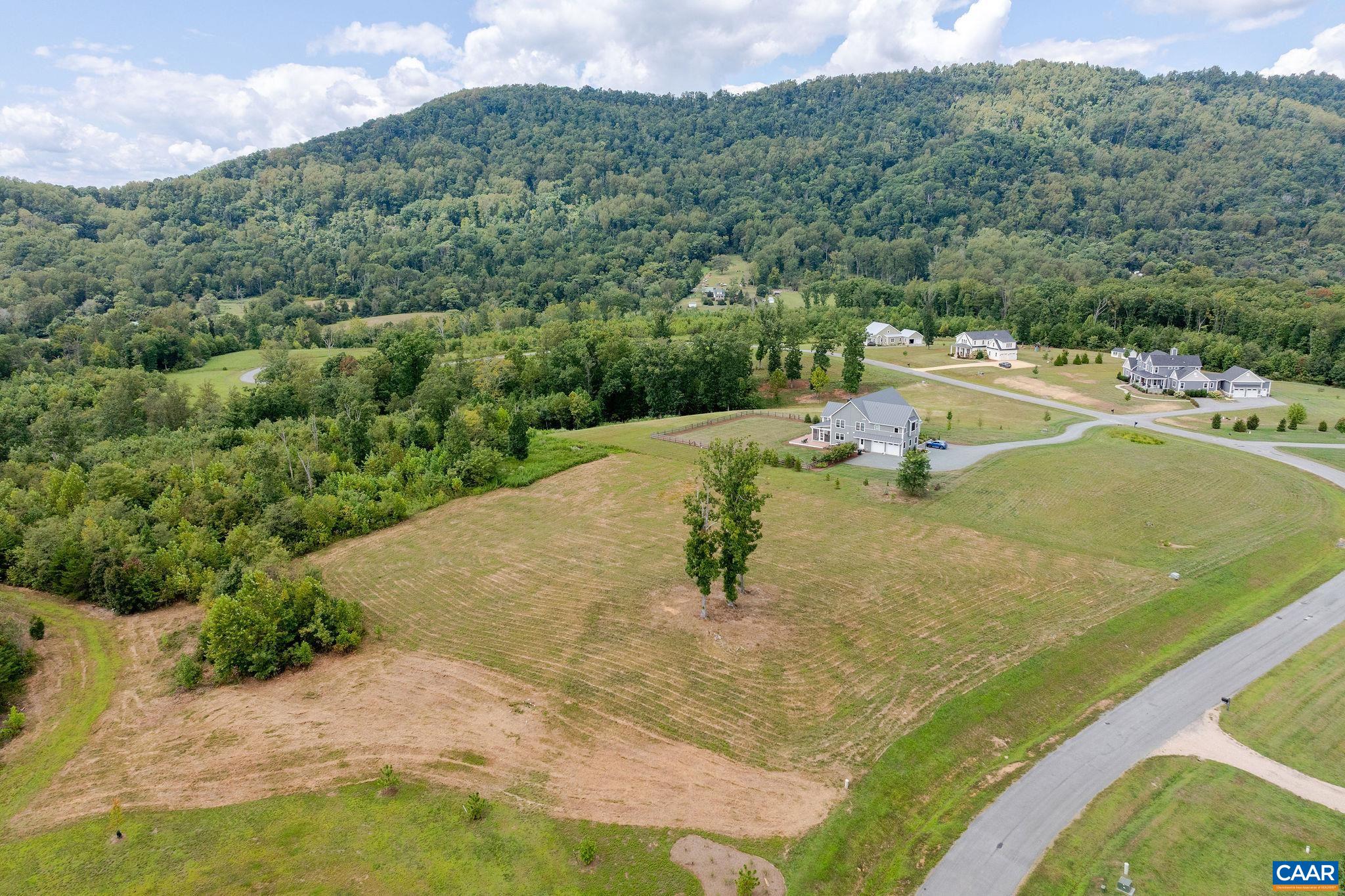 LOT 15 LOFTON LN