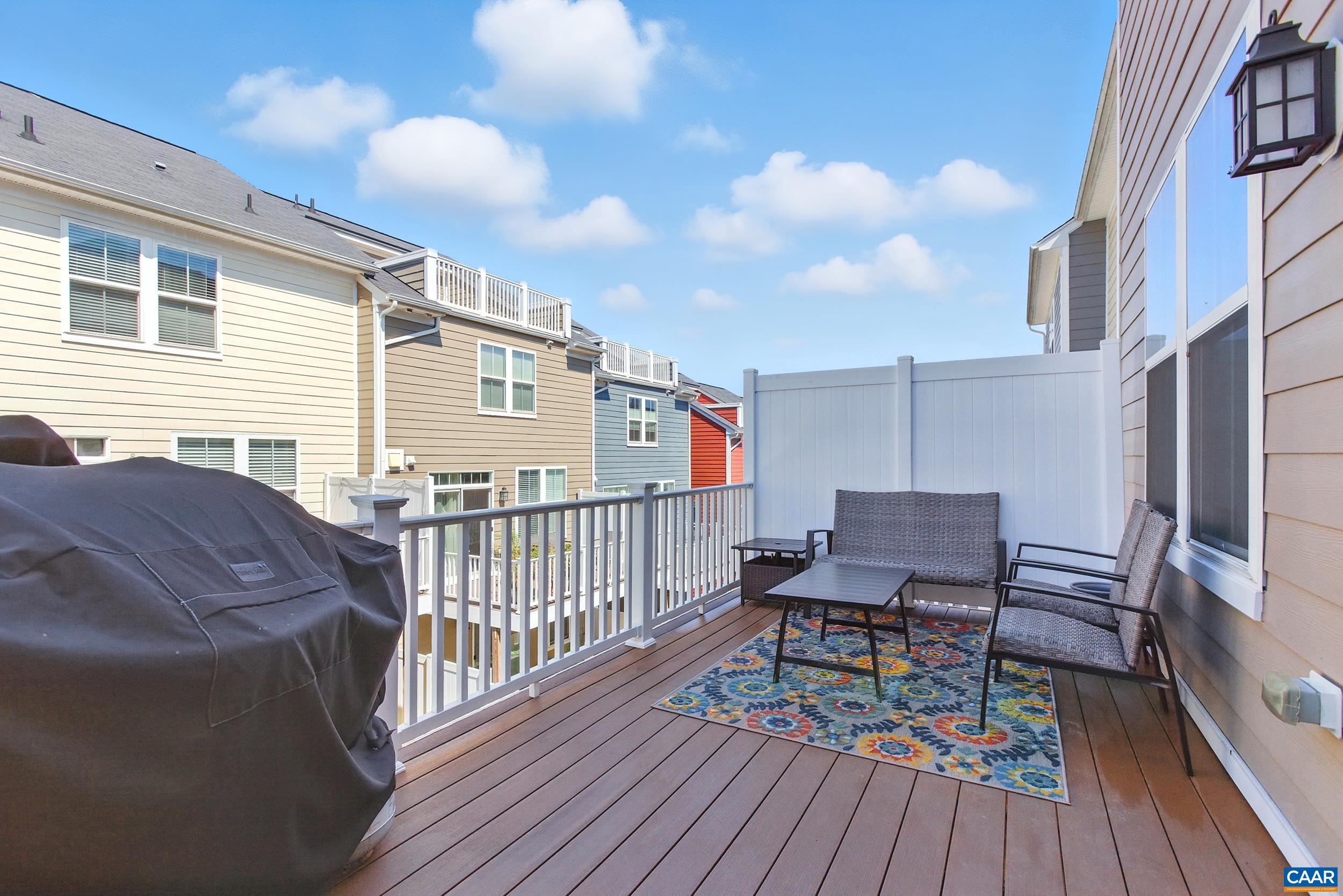 3422 MONTAGUE ST