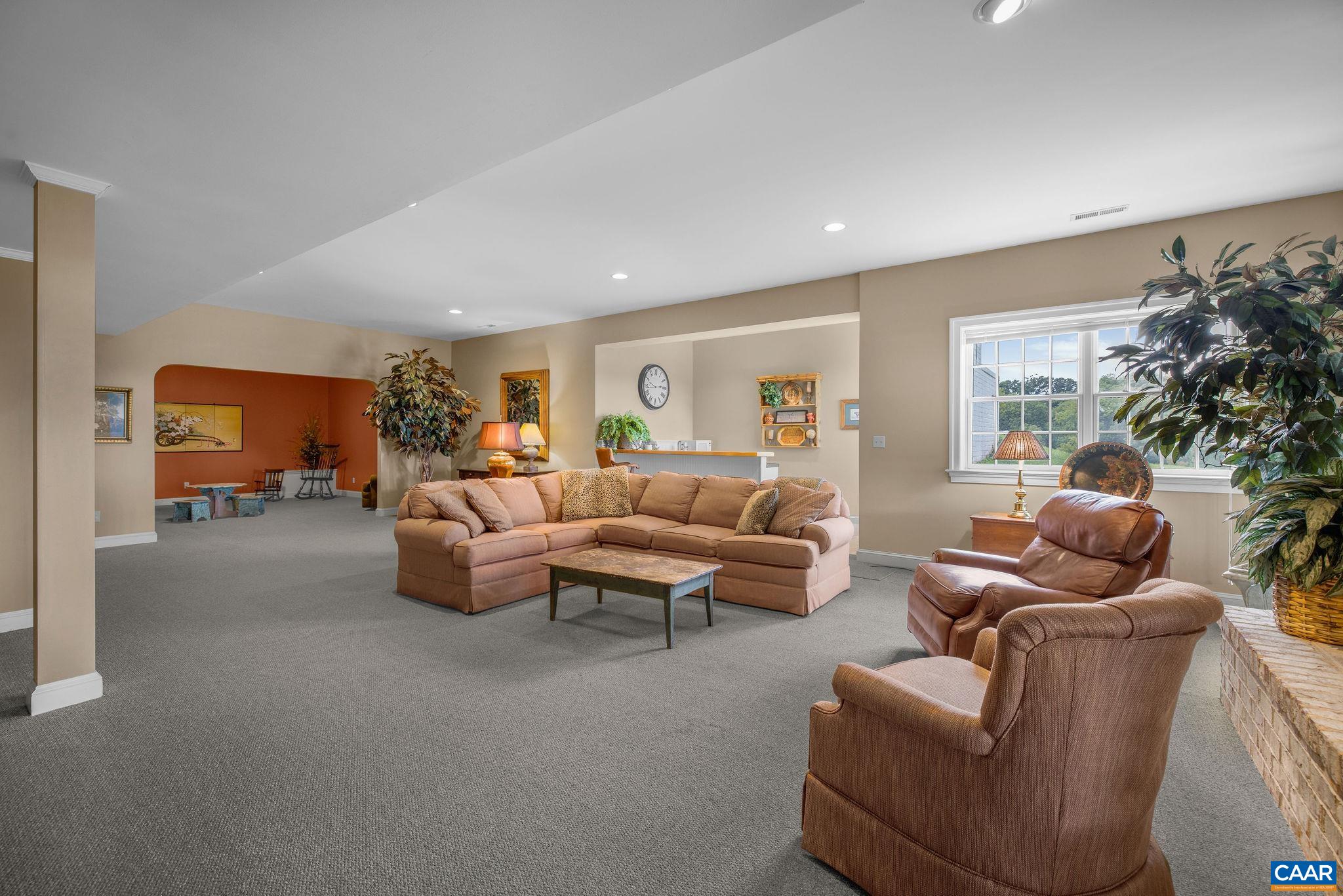 3365 STONY POINT RD