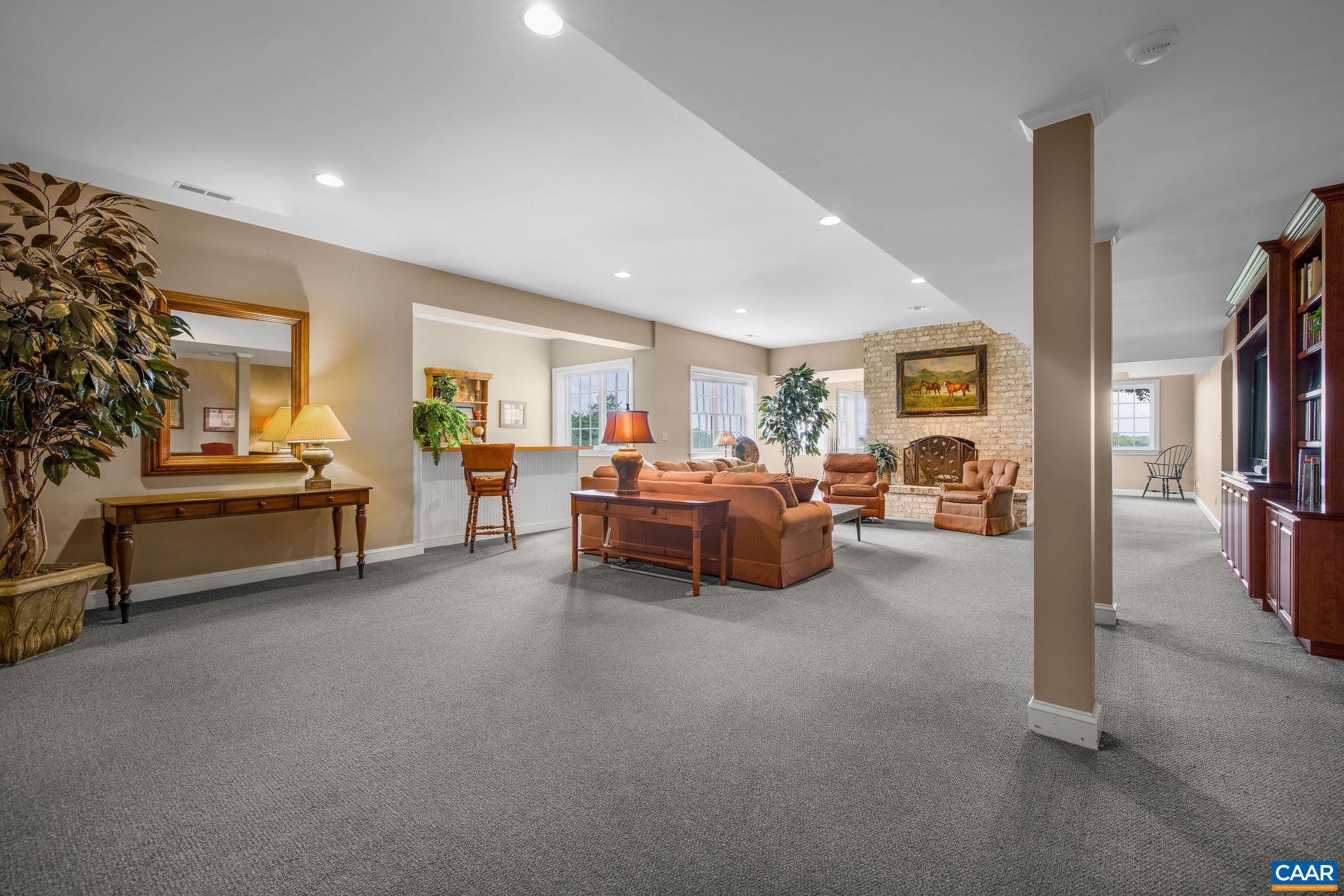 3365 STONY POINT RD