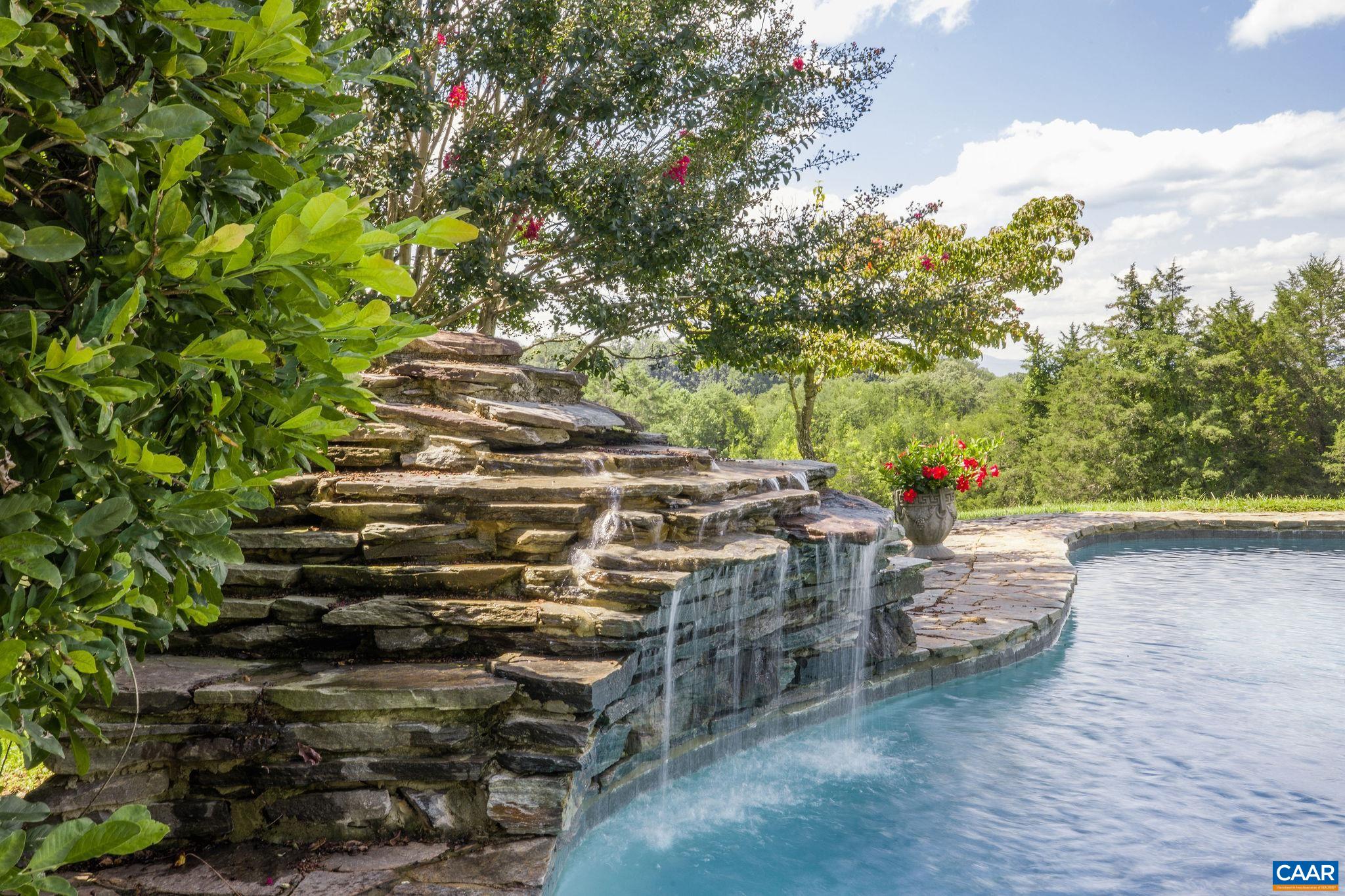 3365 STONY POINT RD
