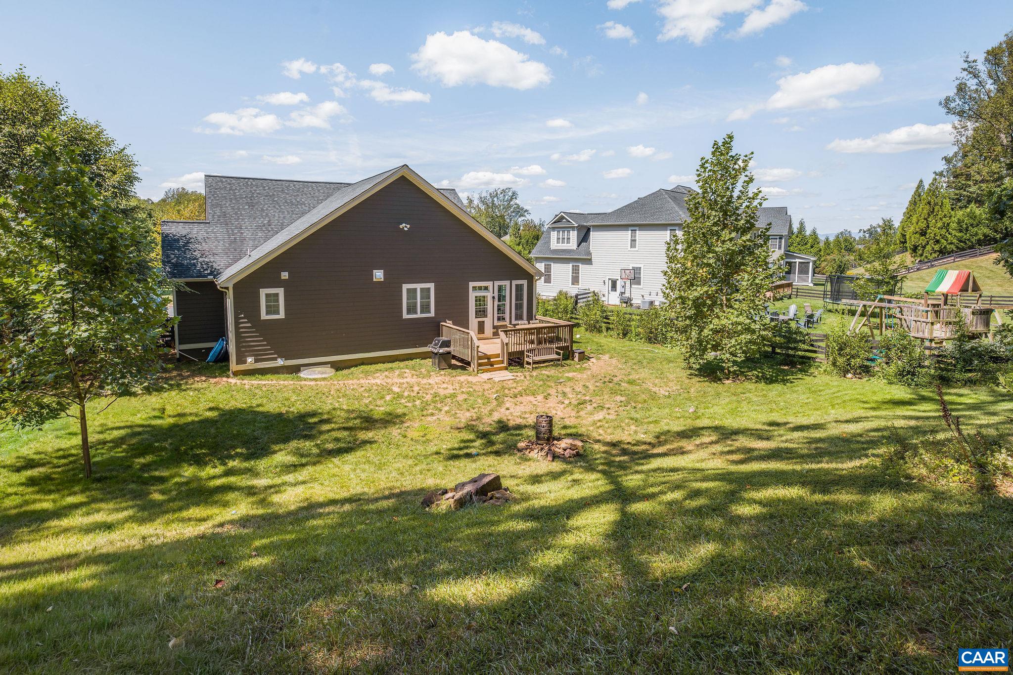 2109 ASPEN DR