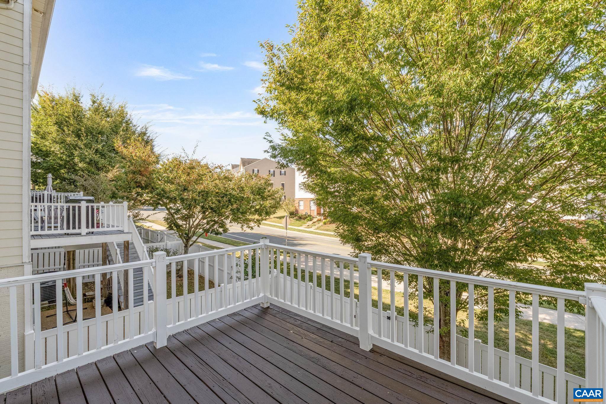 2161 SARANAC CT