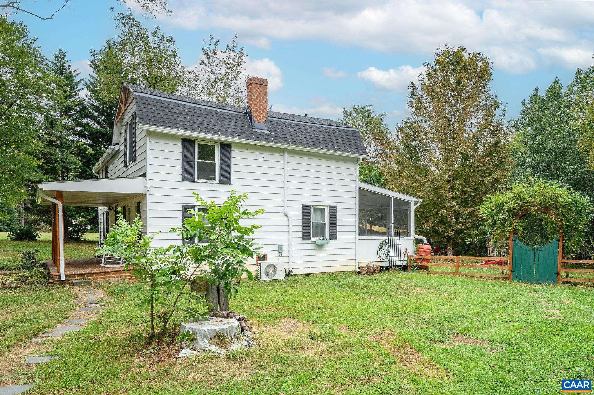 5035 GREEN CREEK RD