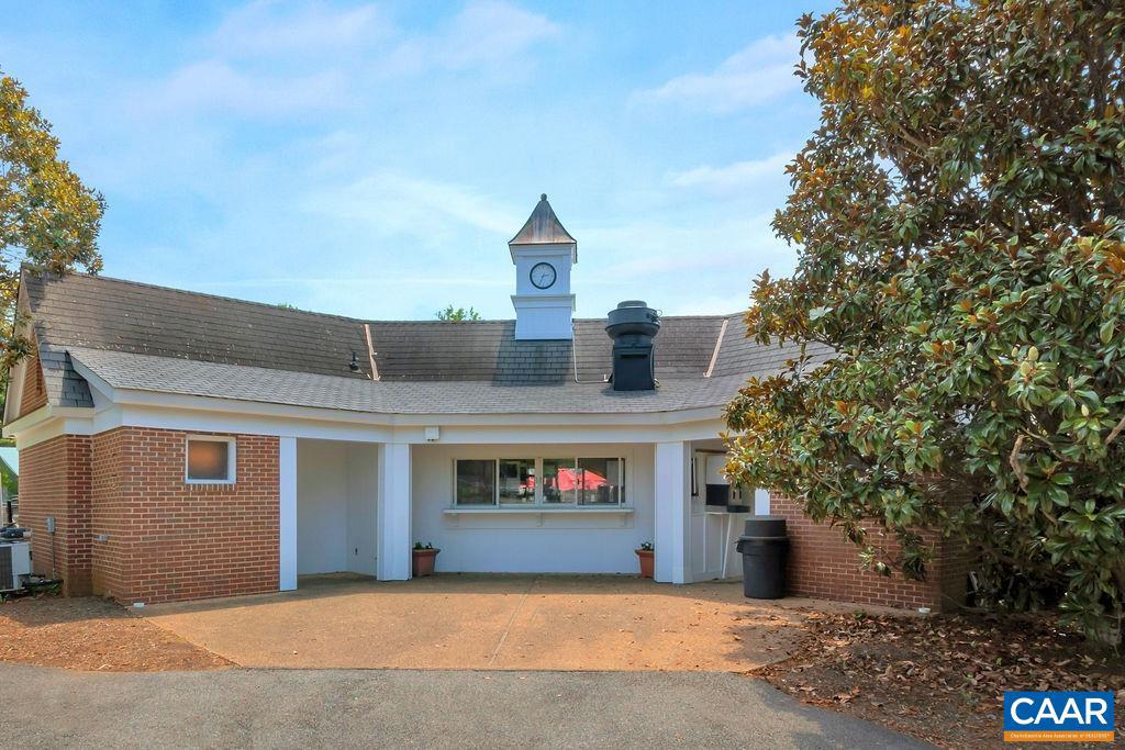 3351 DARBY RD
