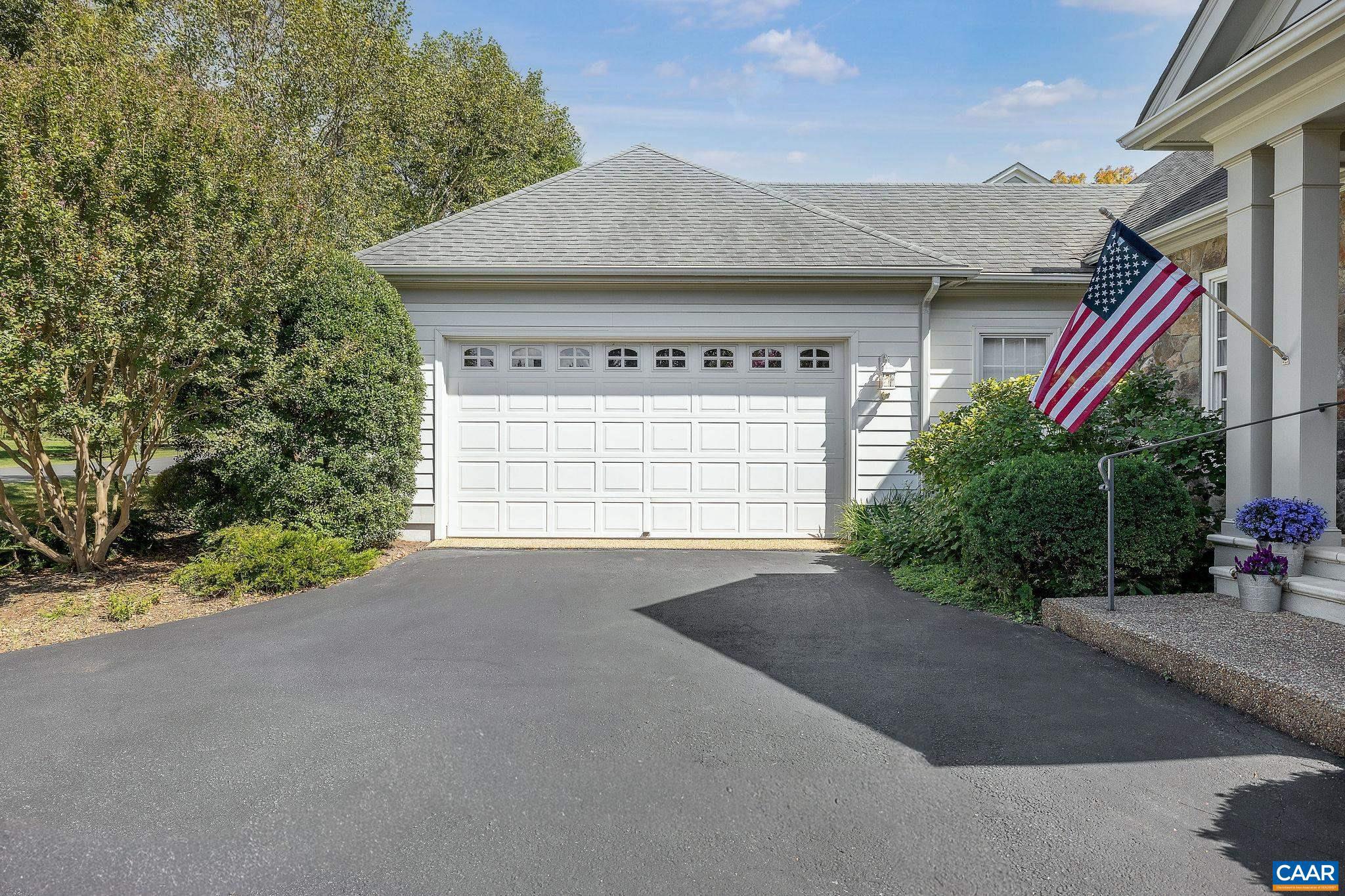 3351 DARBY RD