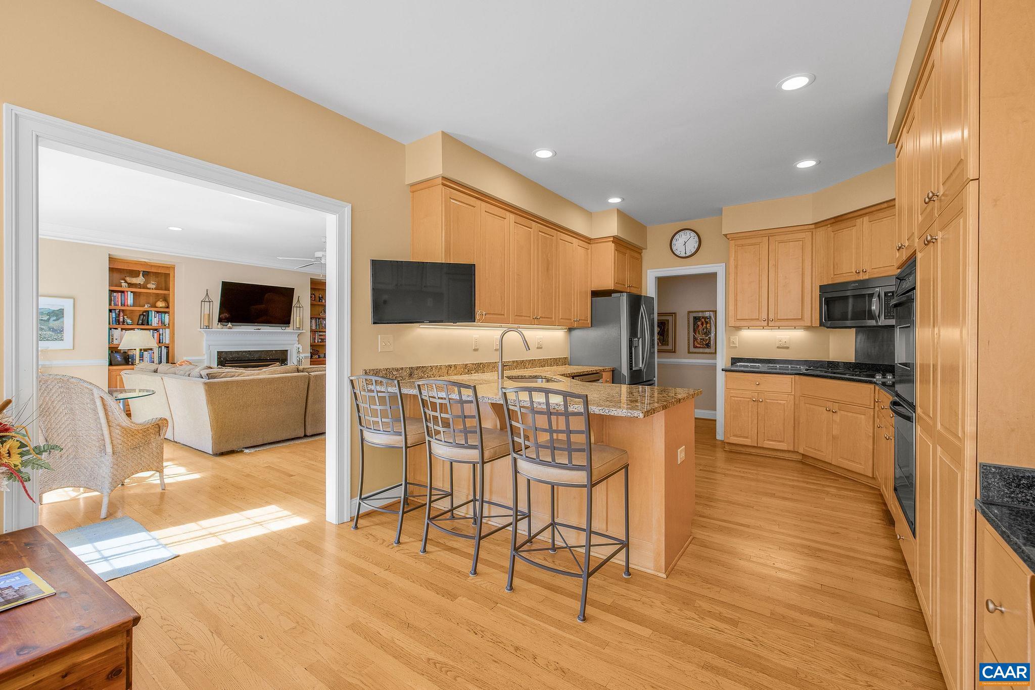 3351 DARBY RD