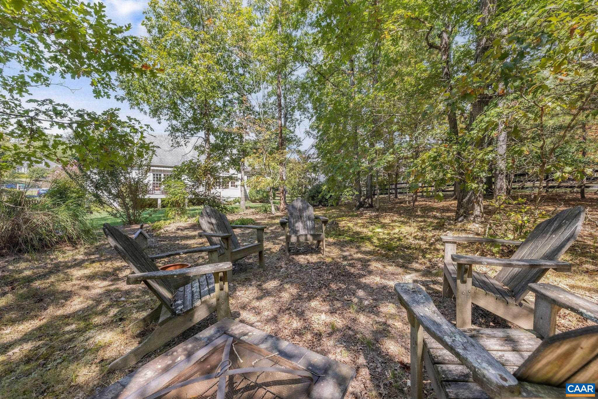 3351 DARBY RD