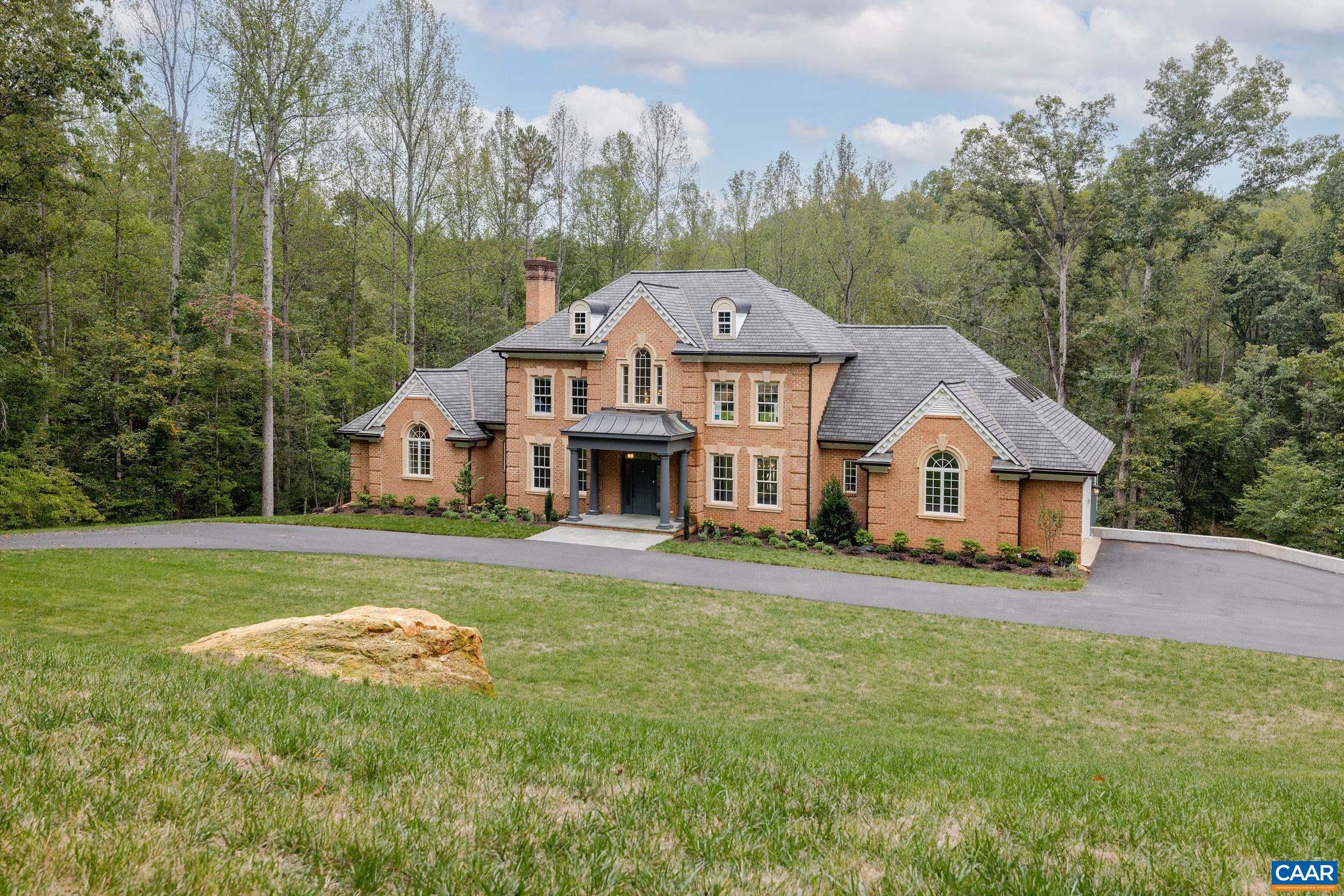 3395 BROOKSIDE DR
